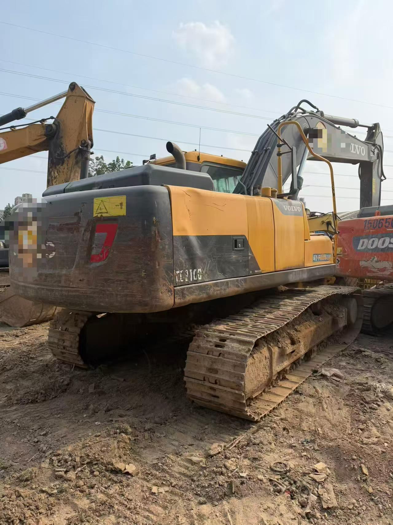 Buy Volvo EC210B Used Excavator / 2
