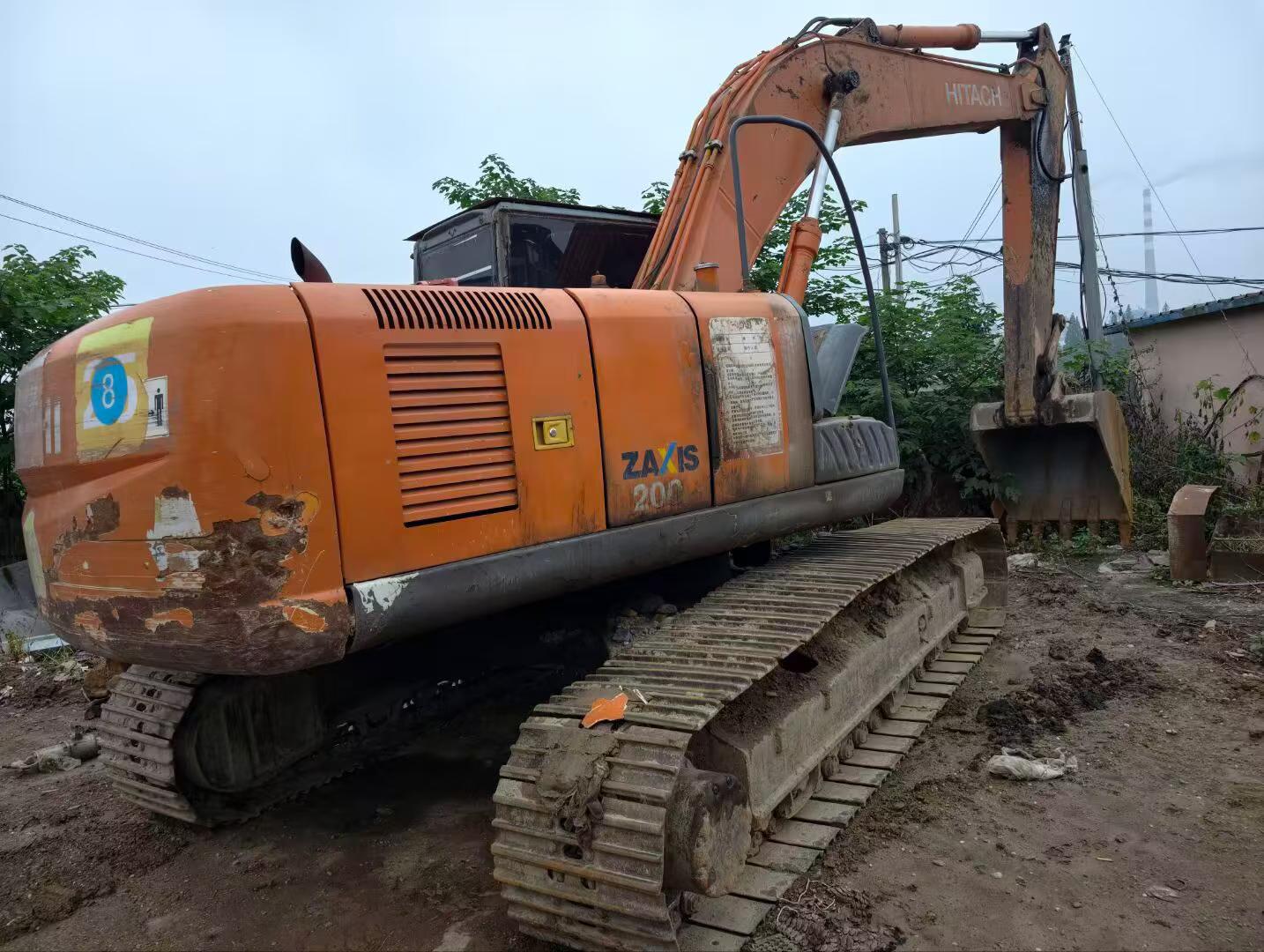 Buy Hitachi EX200-3 Used Excavator / 6