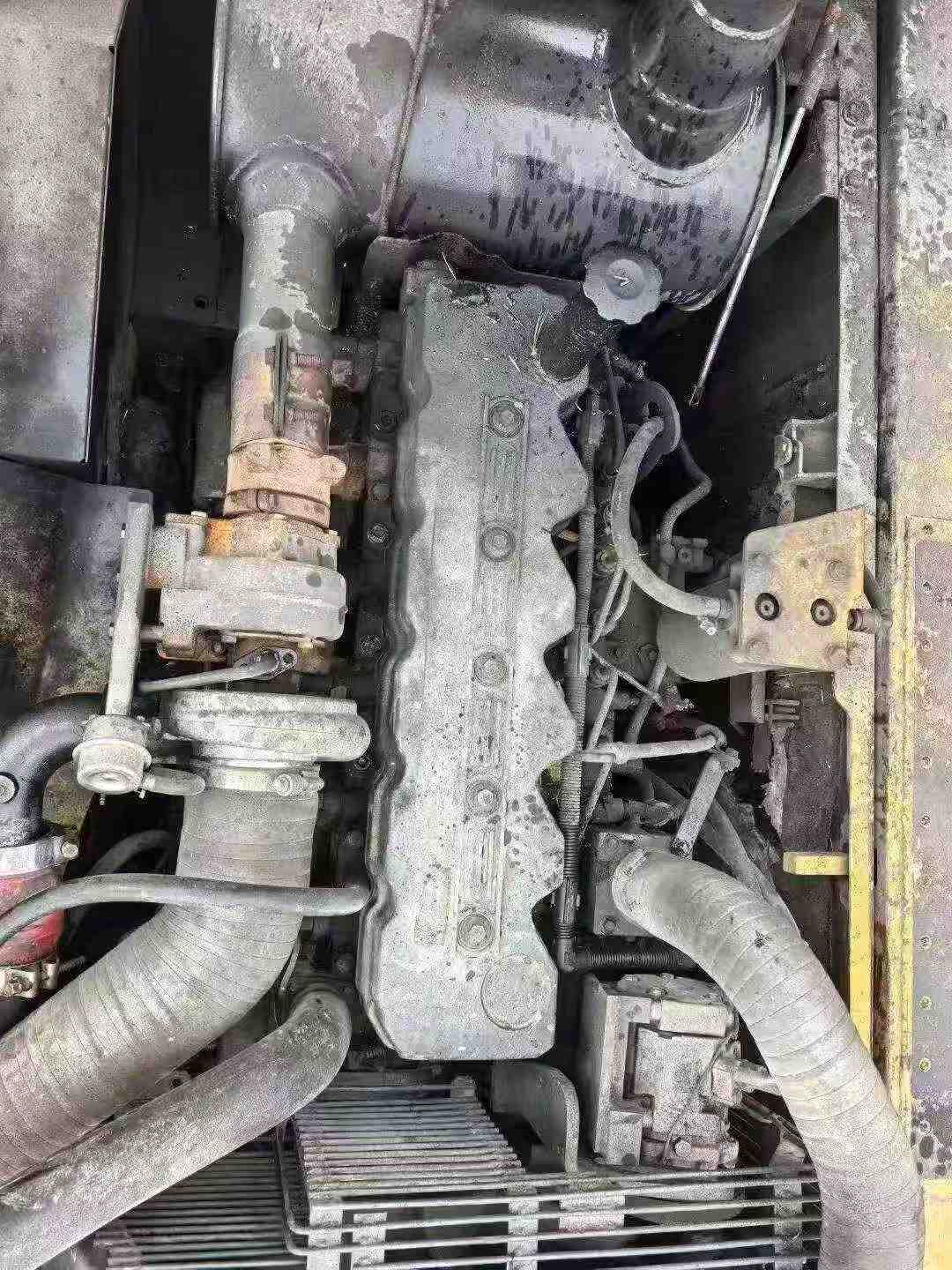 Buy Komatsu PC220-8 Used Excavator / 2