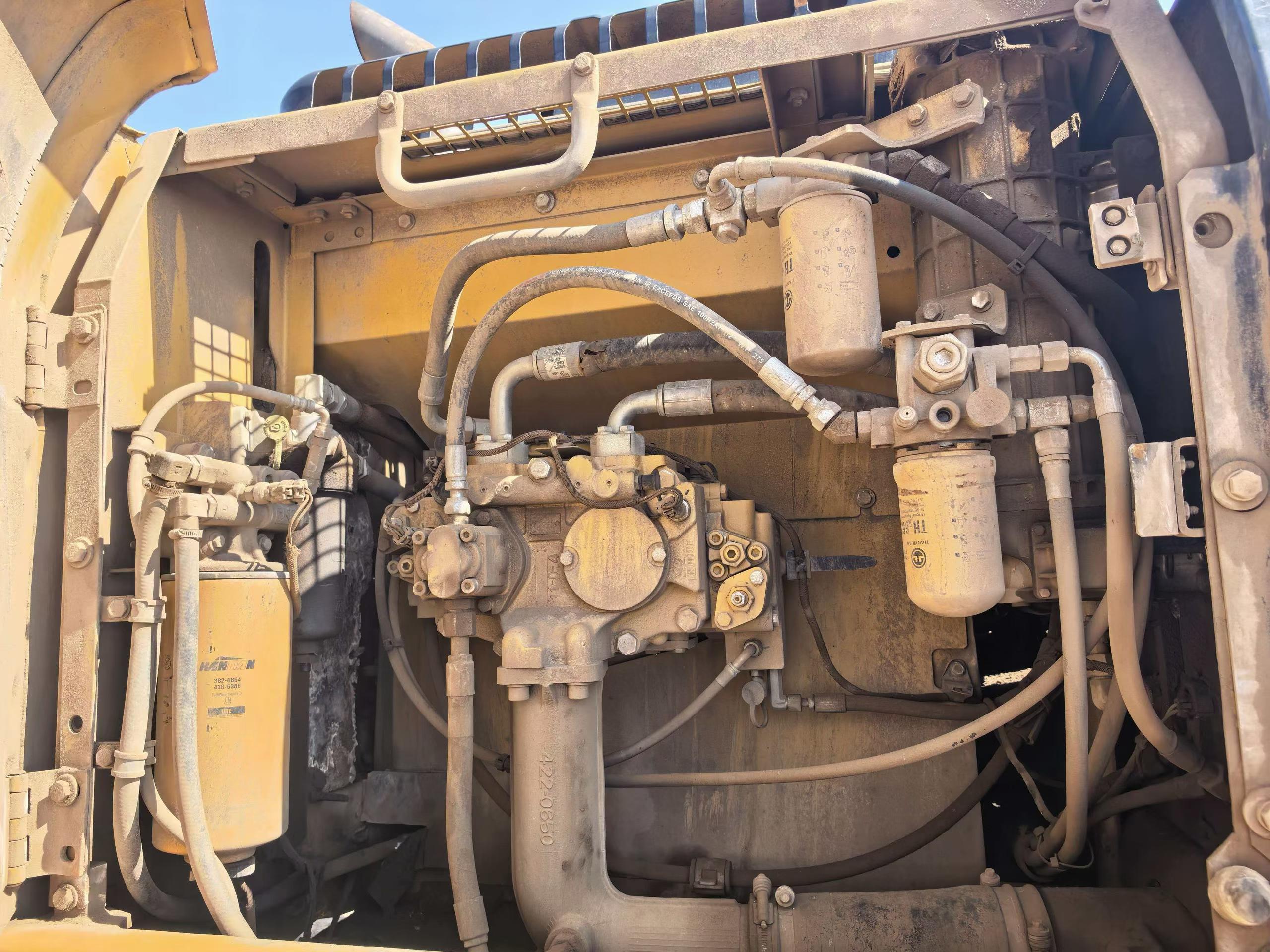 Buy Caterpillar 330B Used Excavator / 4