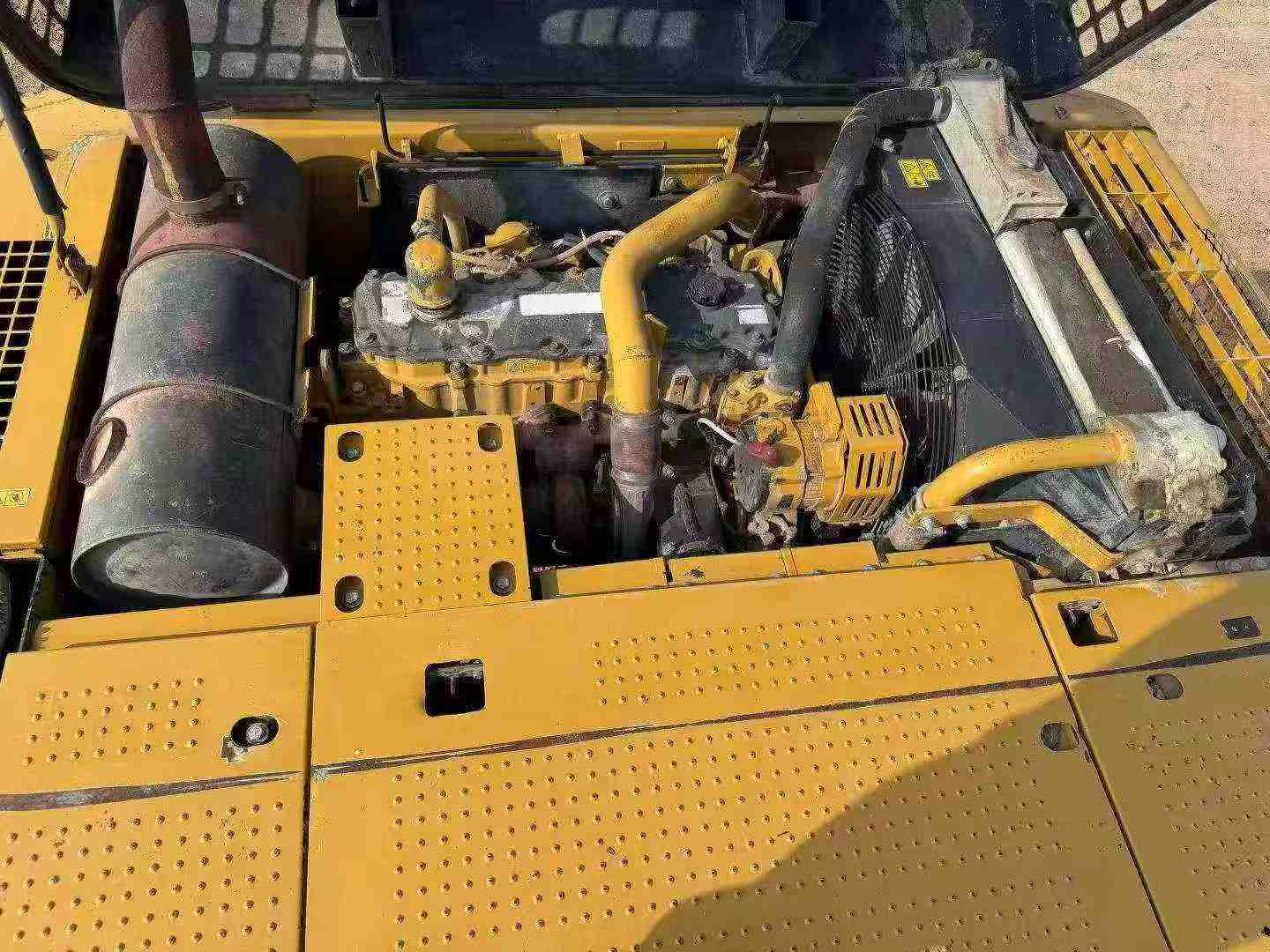 Buy Caterpillar 324D Used Excavator / 3