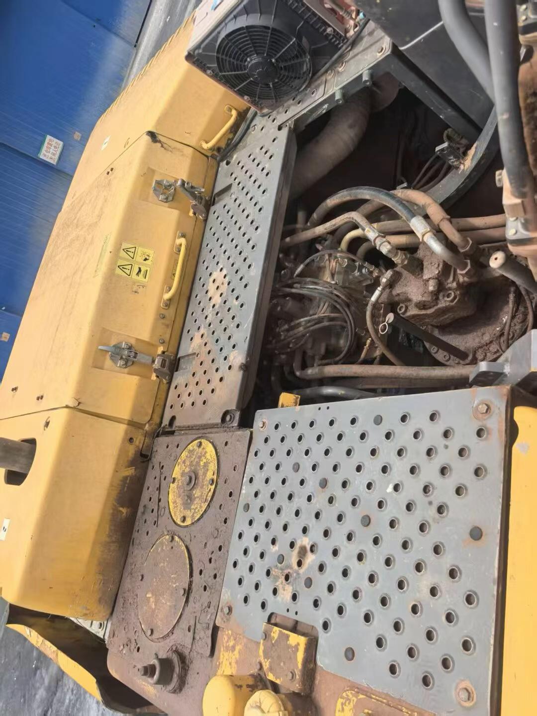 Buy Volvo EC300D Used Excavator / 5