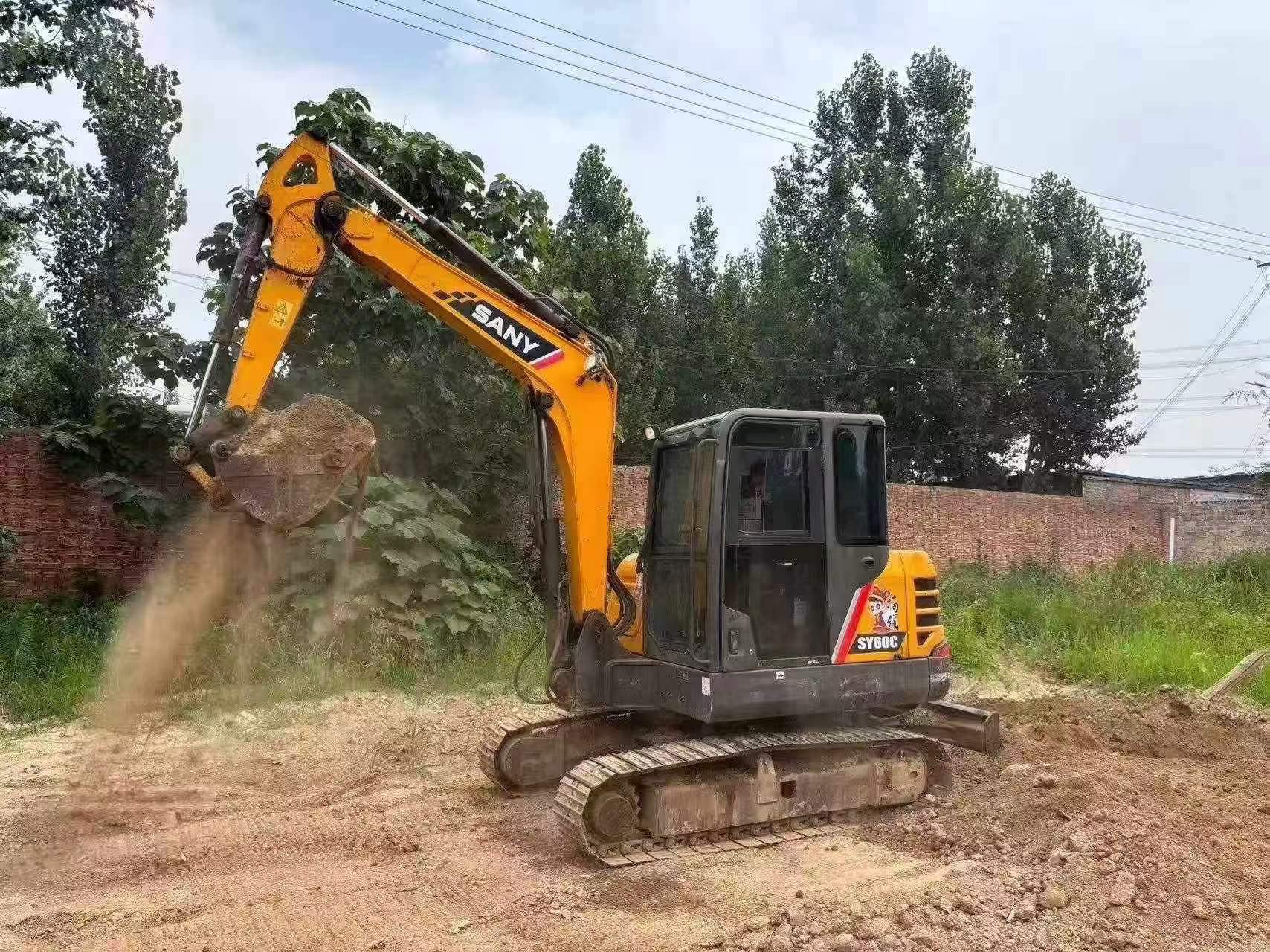 Buy Sany SY60 Used Excavator / 8