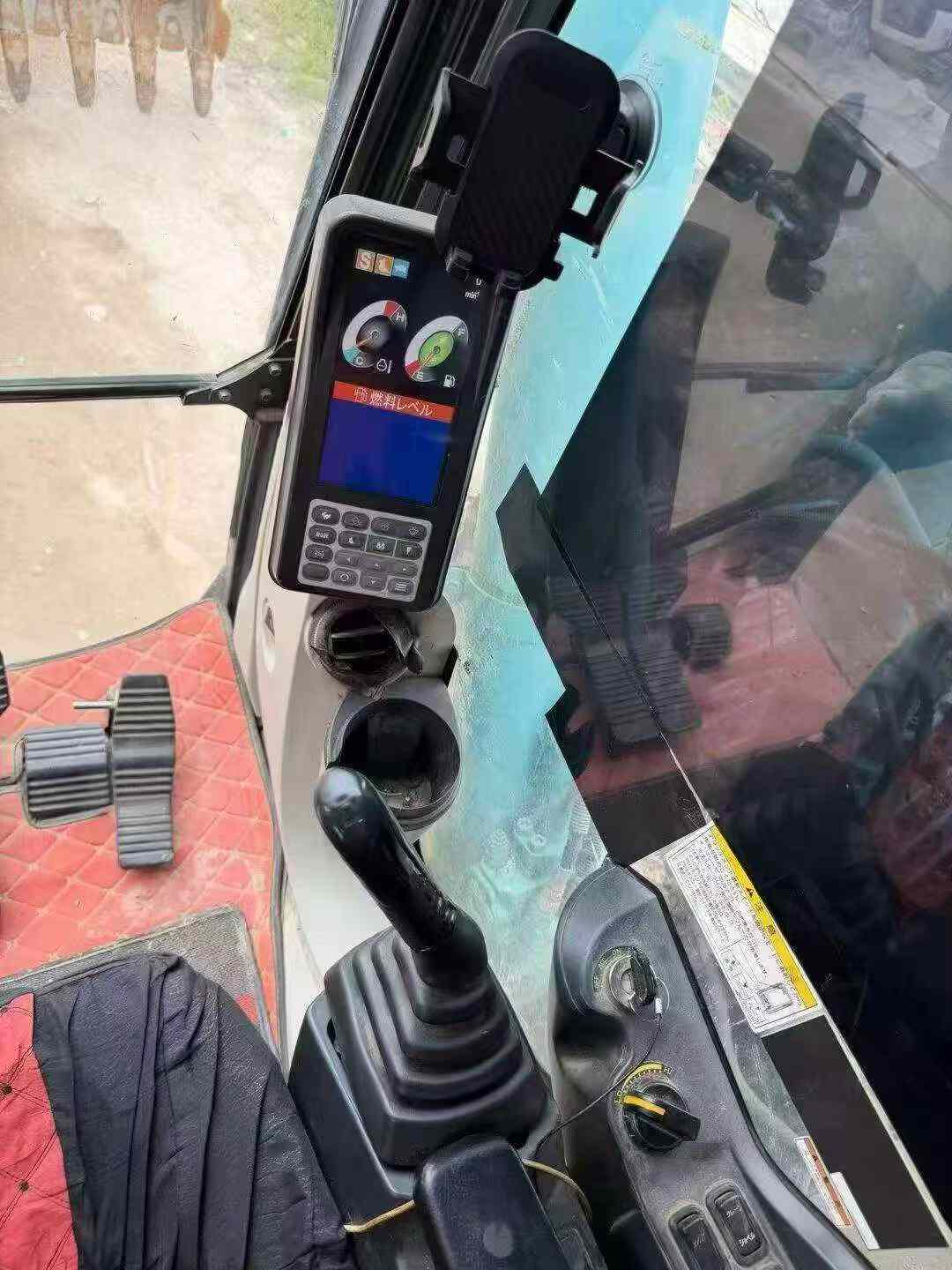 Buy Kobelco SK200 Used Excavator / 6