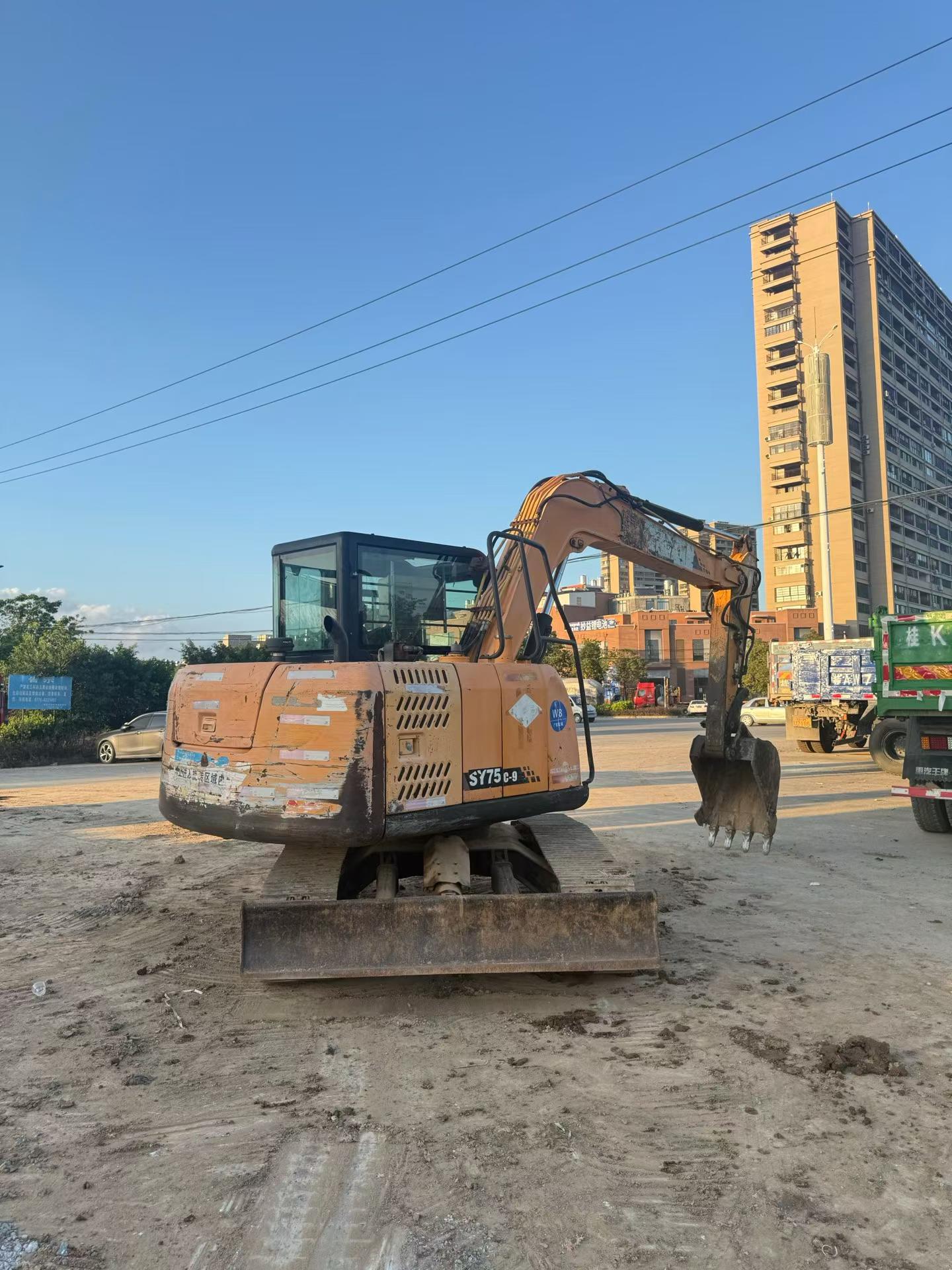 Buy Sany SY65C Used Excavator / 6