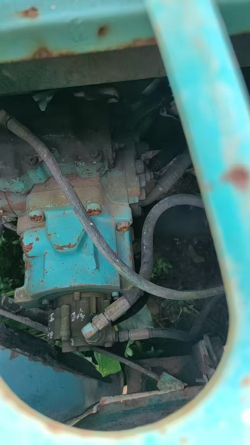 Buy Kobelco SK200-5.5 Used Excavator / 7