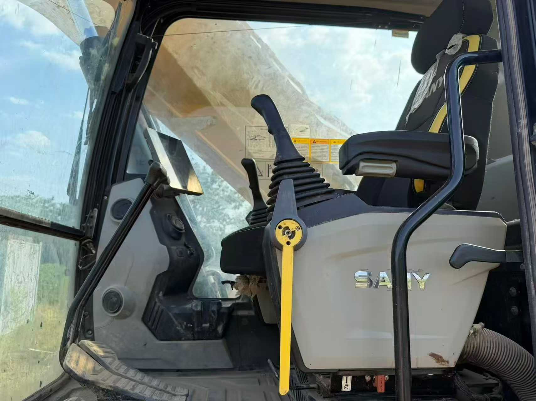 Buy Sany SY205C Used Excavator / 3