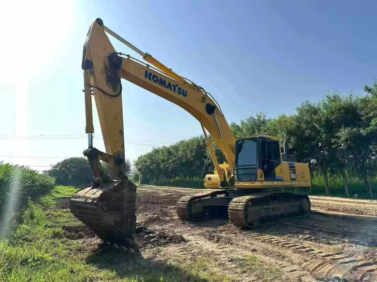 Buy Komatsu PC360-7 Used Excavator / 4