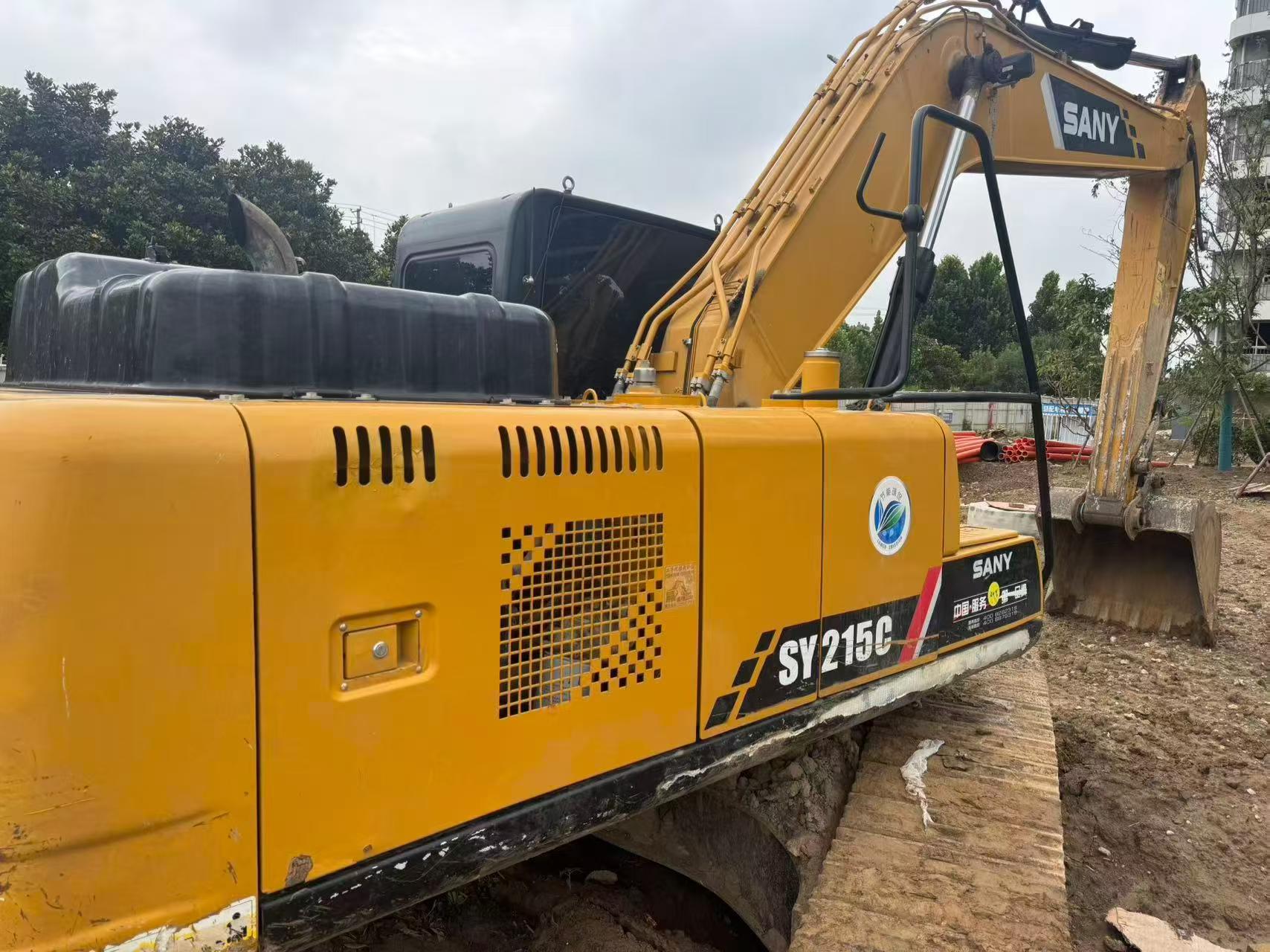 Buy Sany SY215C-8 Used Excavator / 2