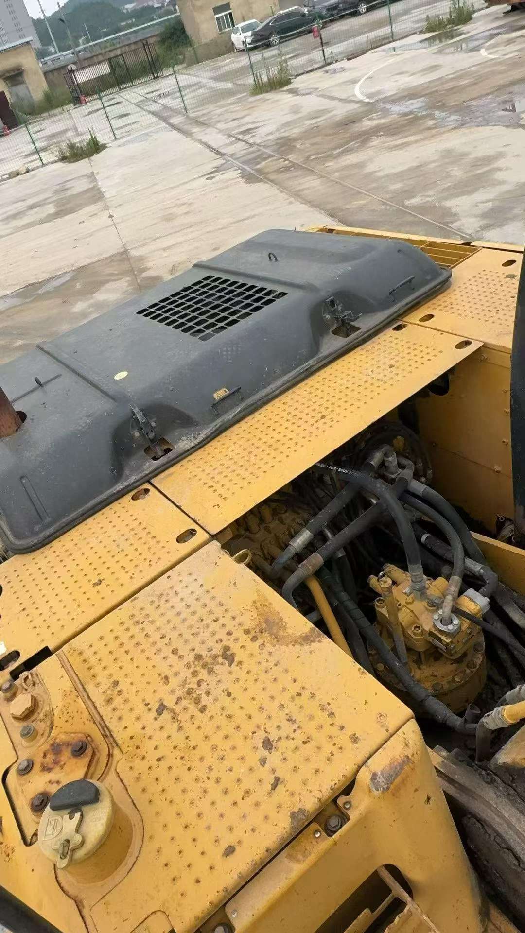 Buy Caterpillar 323 Used Excavator / 2