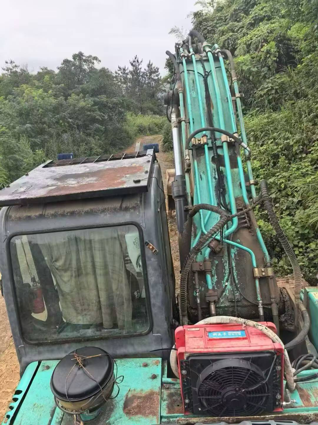 Buy Kobelco SK270D Used Excavator / 6
