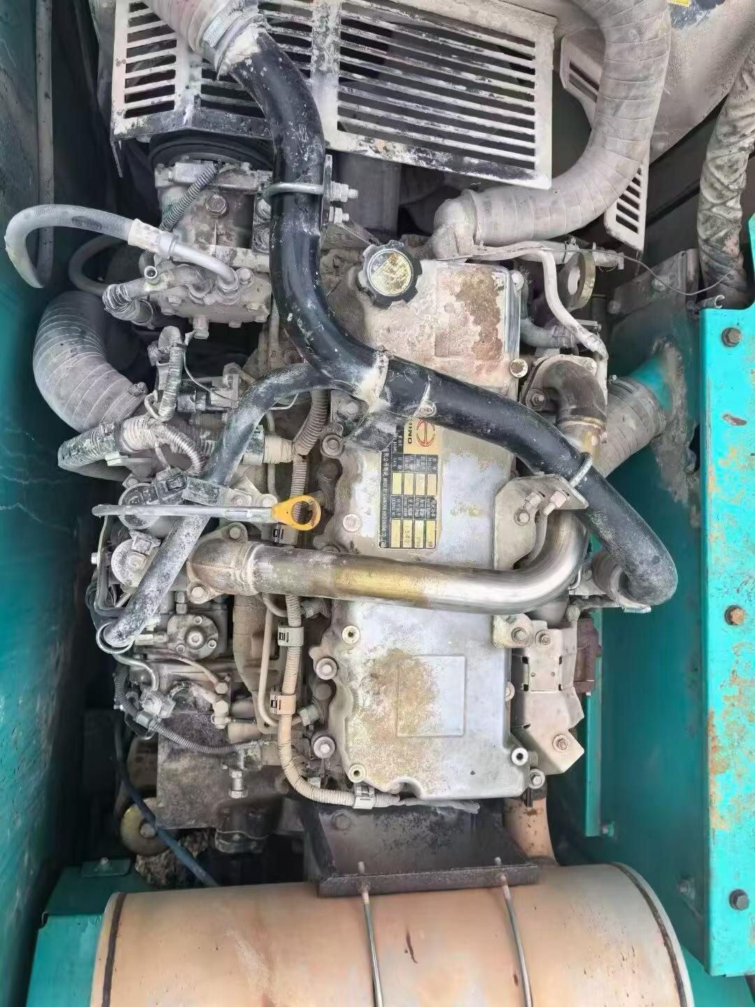 Buy Kobelco SK270D Used Excavator / 5