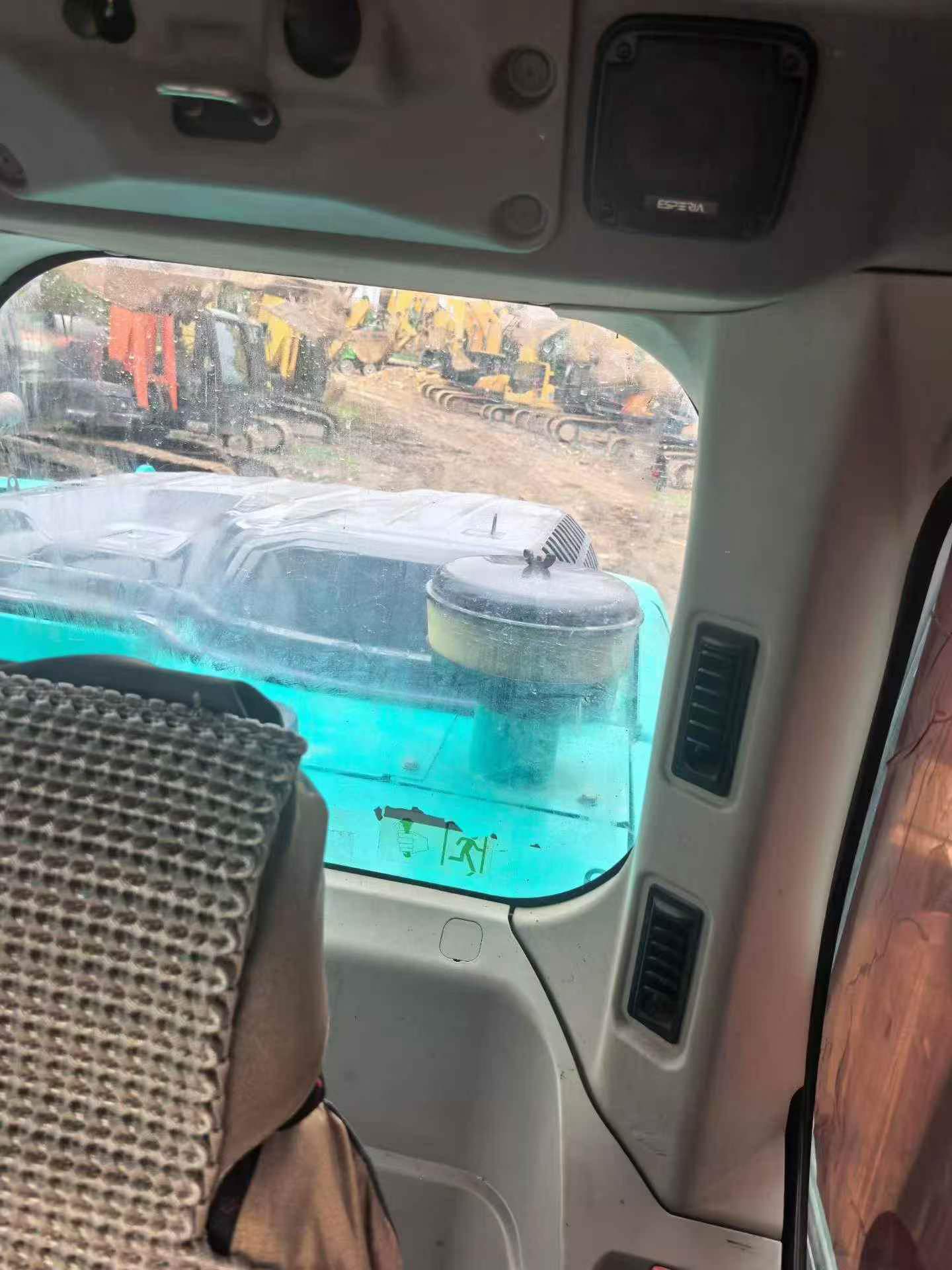 Buy Kobelco SK200 Used Excavator / 7