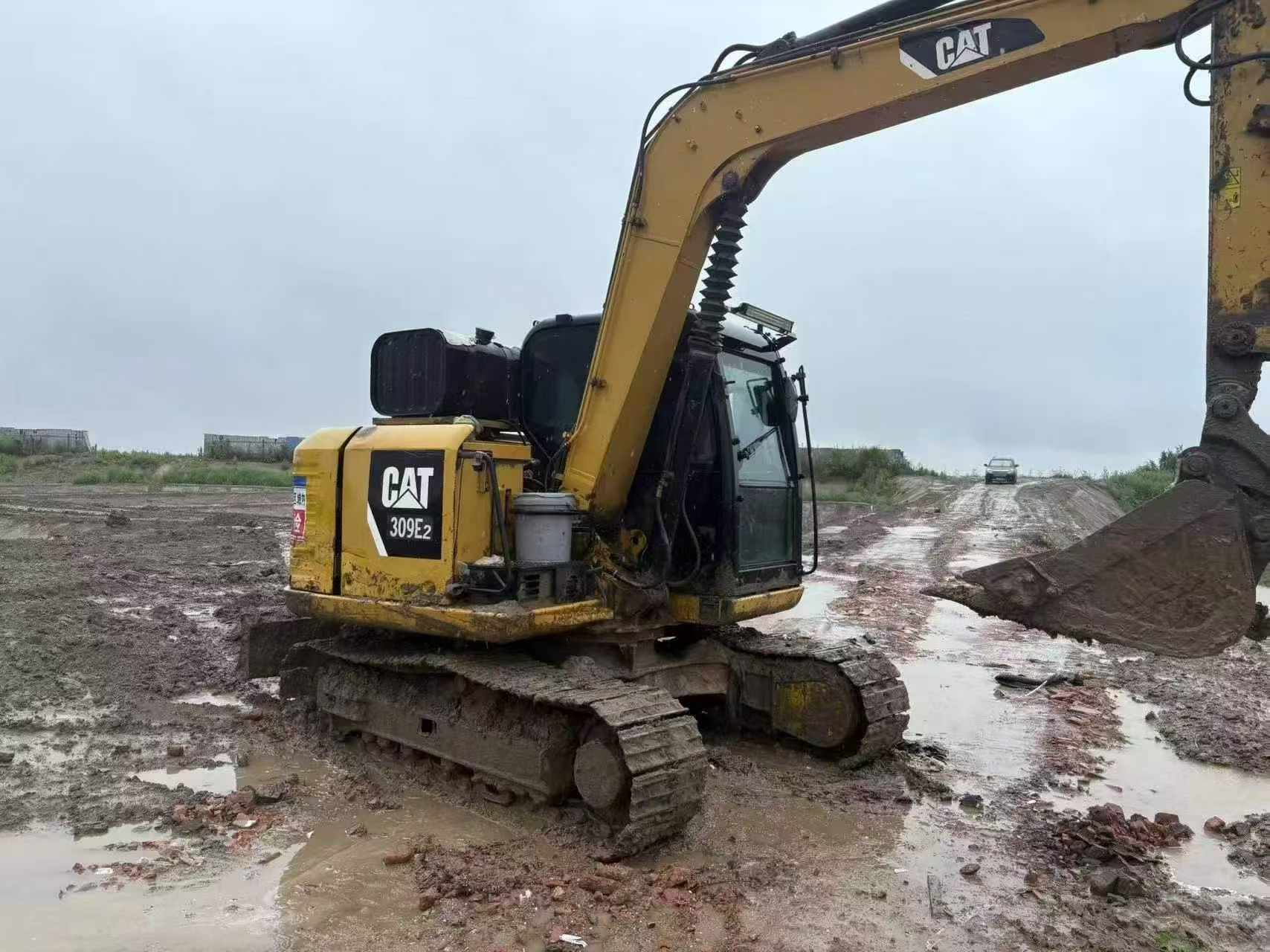 Buy Caterpillar 307B Used Excavator / 2