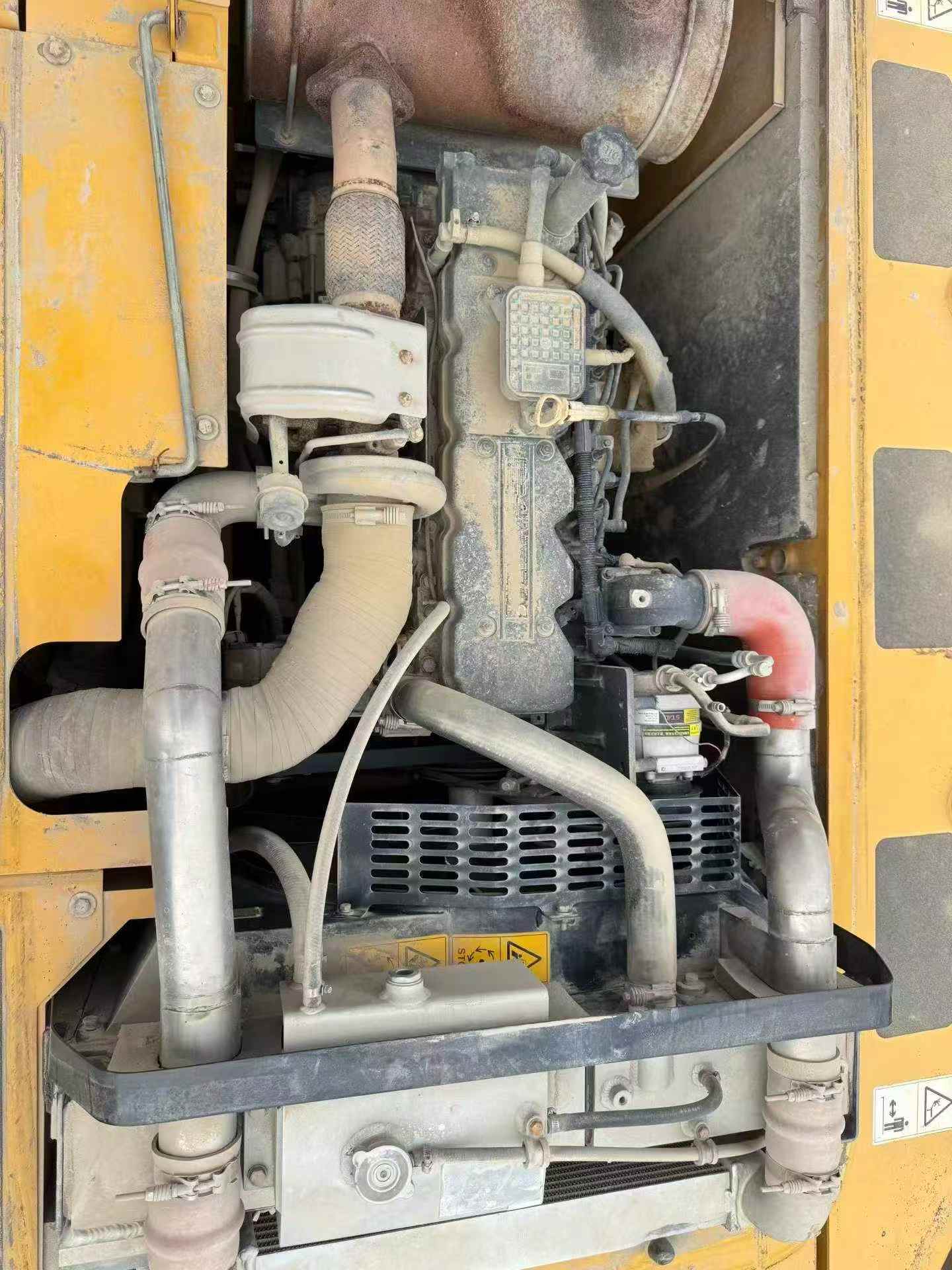 Buy XCMG XE205DA Used Excavator / 4