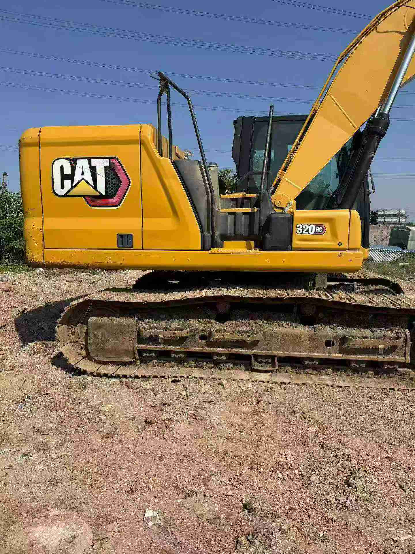 Buy Caterpillar 320GC Used Excavator / 4