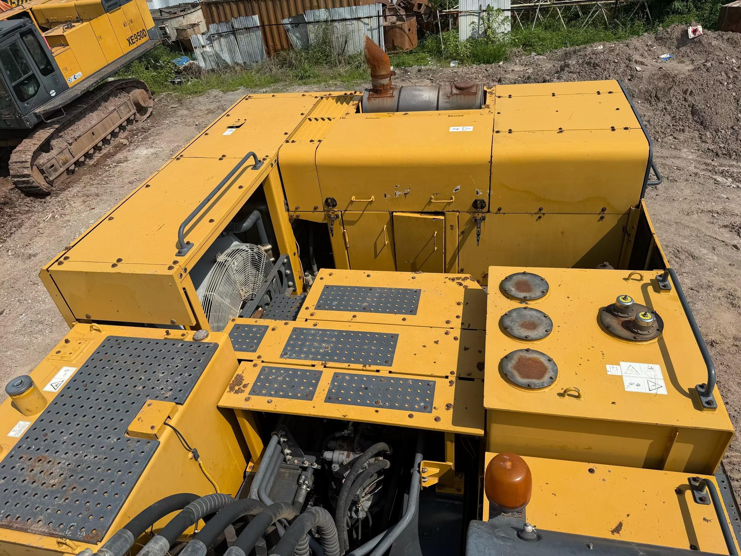 Buy XCMG XE900C Used Excavator / 5
