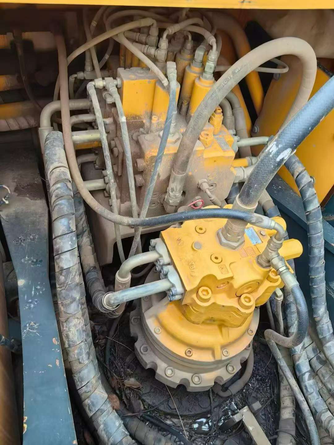Buy Hyundai R215-7 Used Excavator / 5