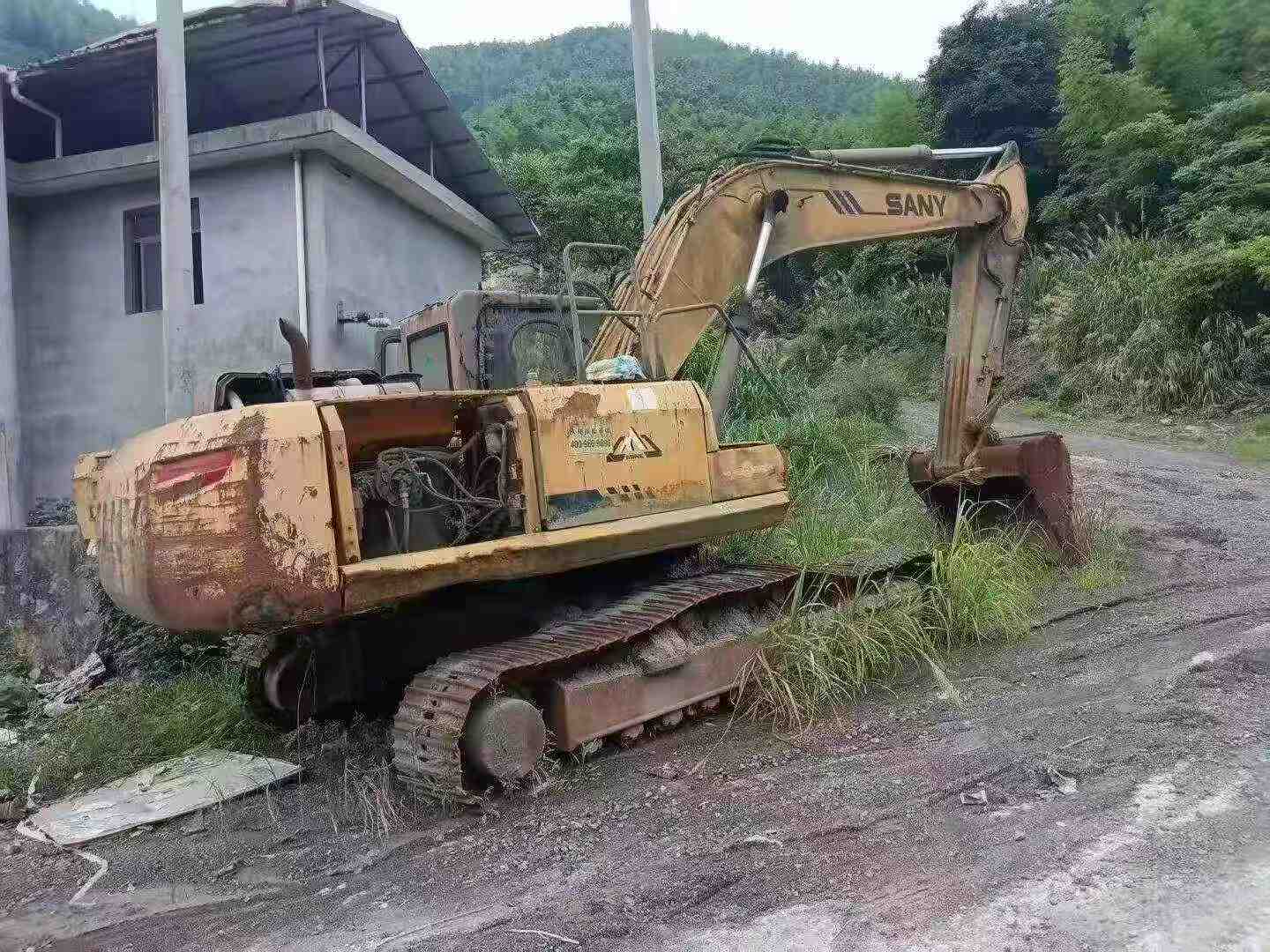 Buy Sany SY245H Used Excavator / 4