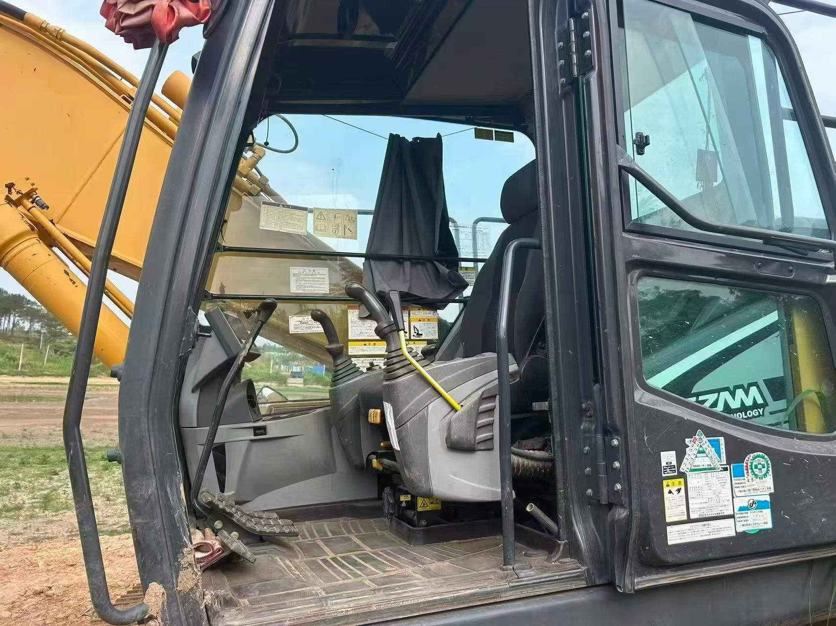 Buy Kato HD820-7 Used Excavator / 5