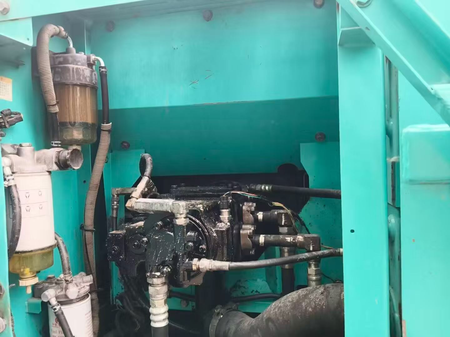 Buy Kobelco SK130 Used Excavator / 2