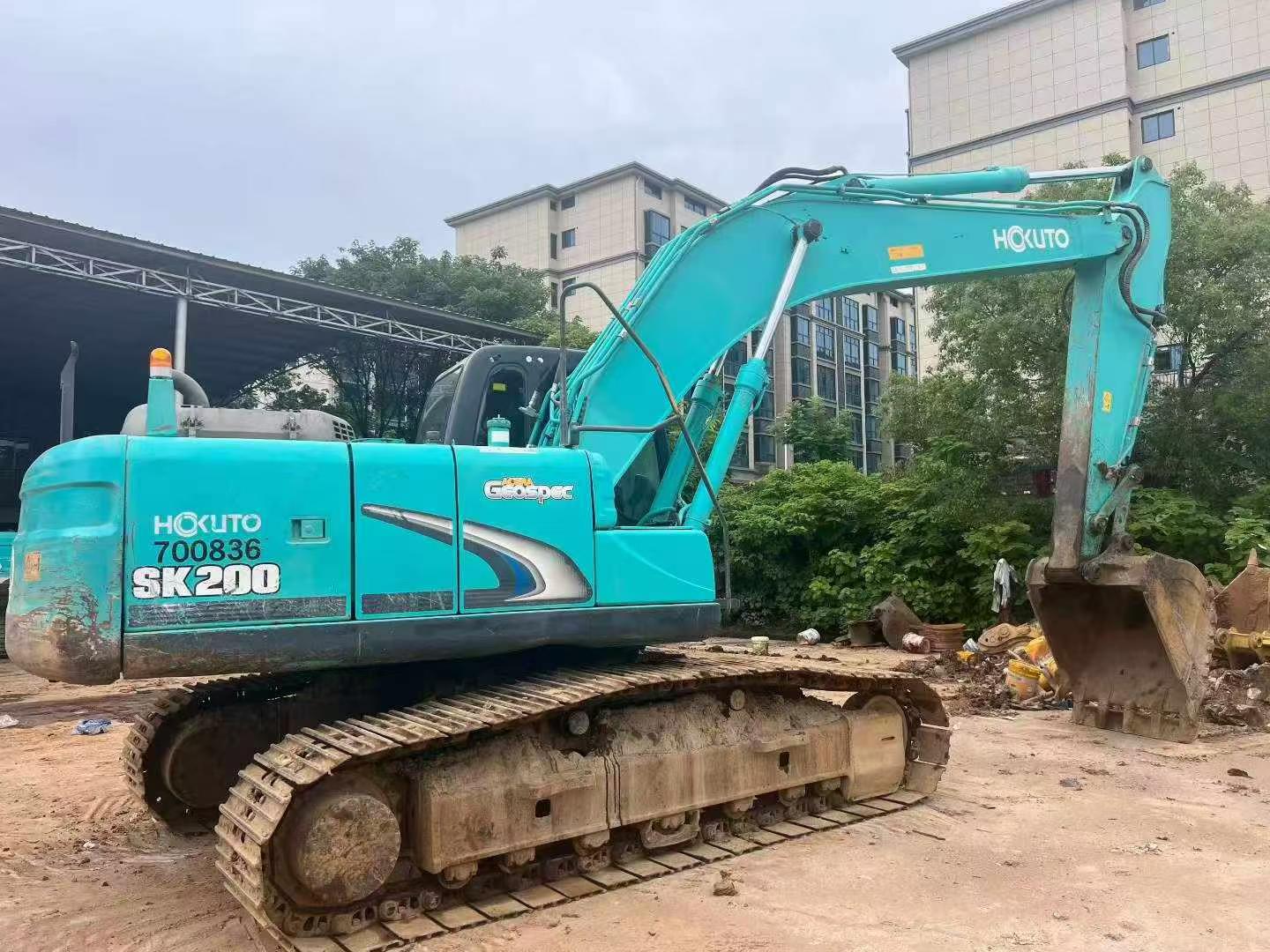 Buy Kobelco SK200-2 Used Excavator / 2