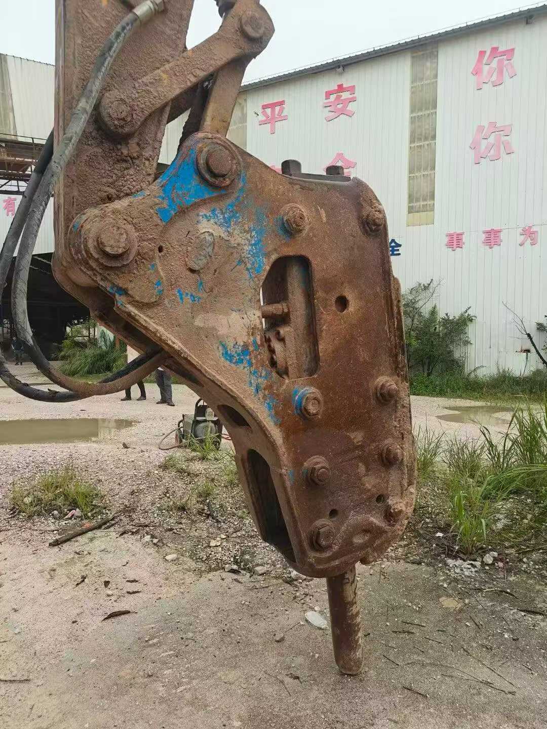 Buy Caterpillar 329D Used Excavator / 6