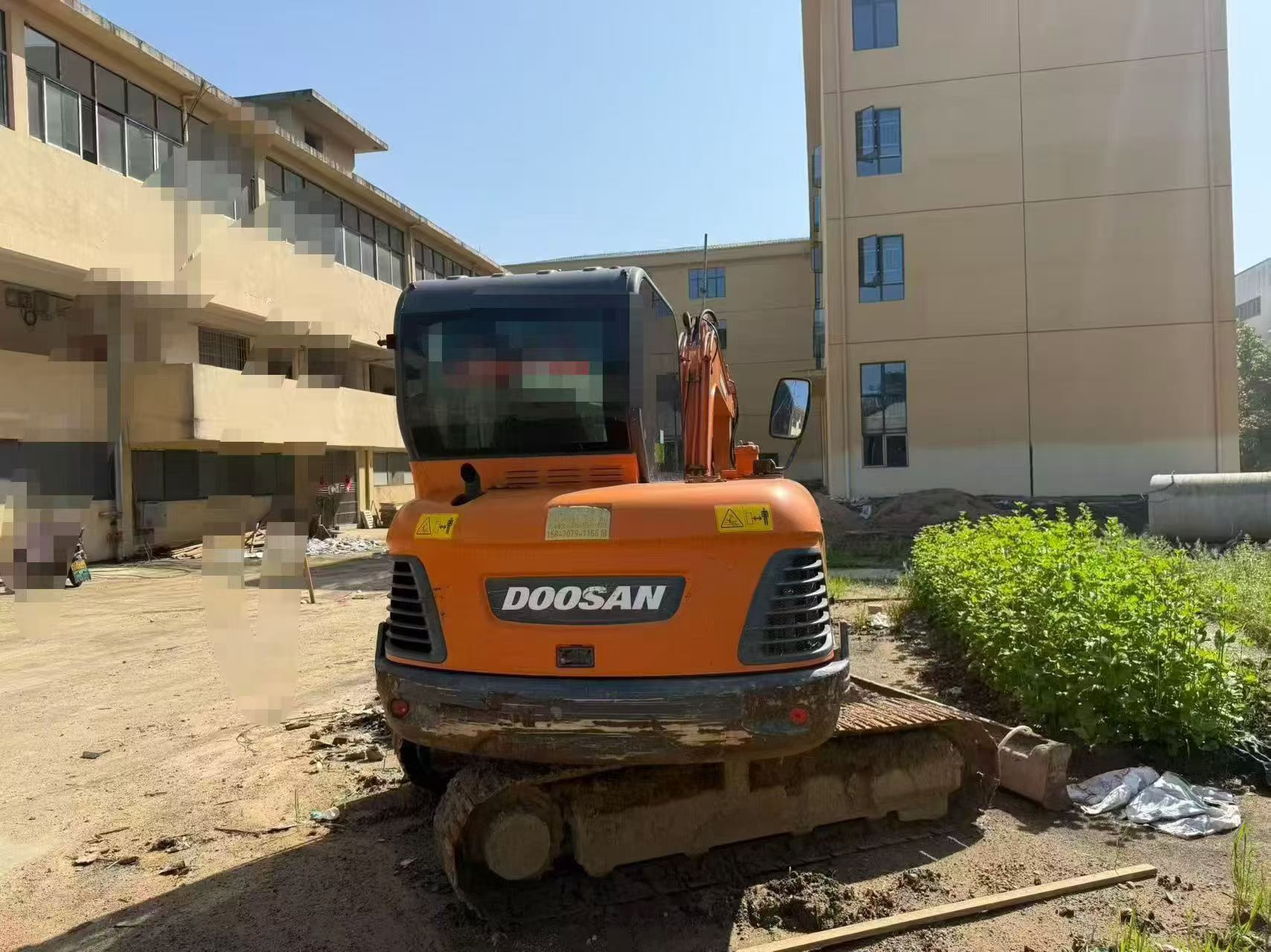 Buy Caterpillar 320D Used Excavator / 4