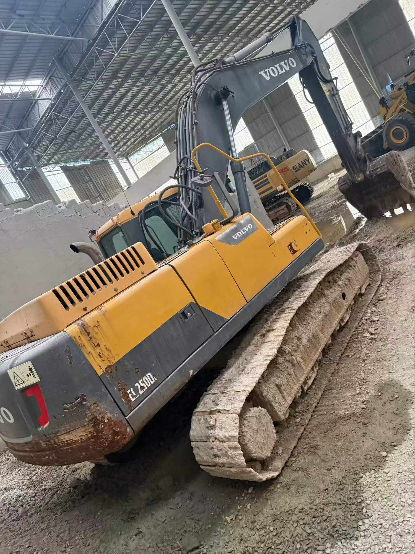Buy Volvo EC250D Used Excavator / 2