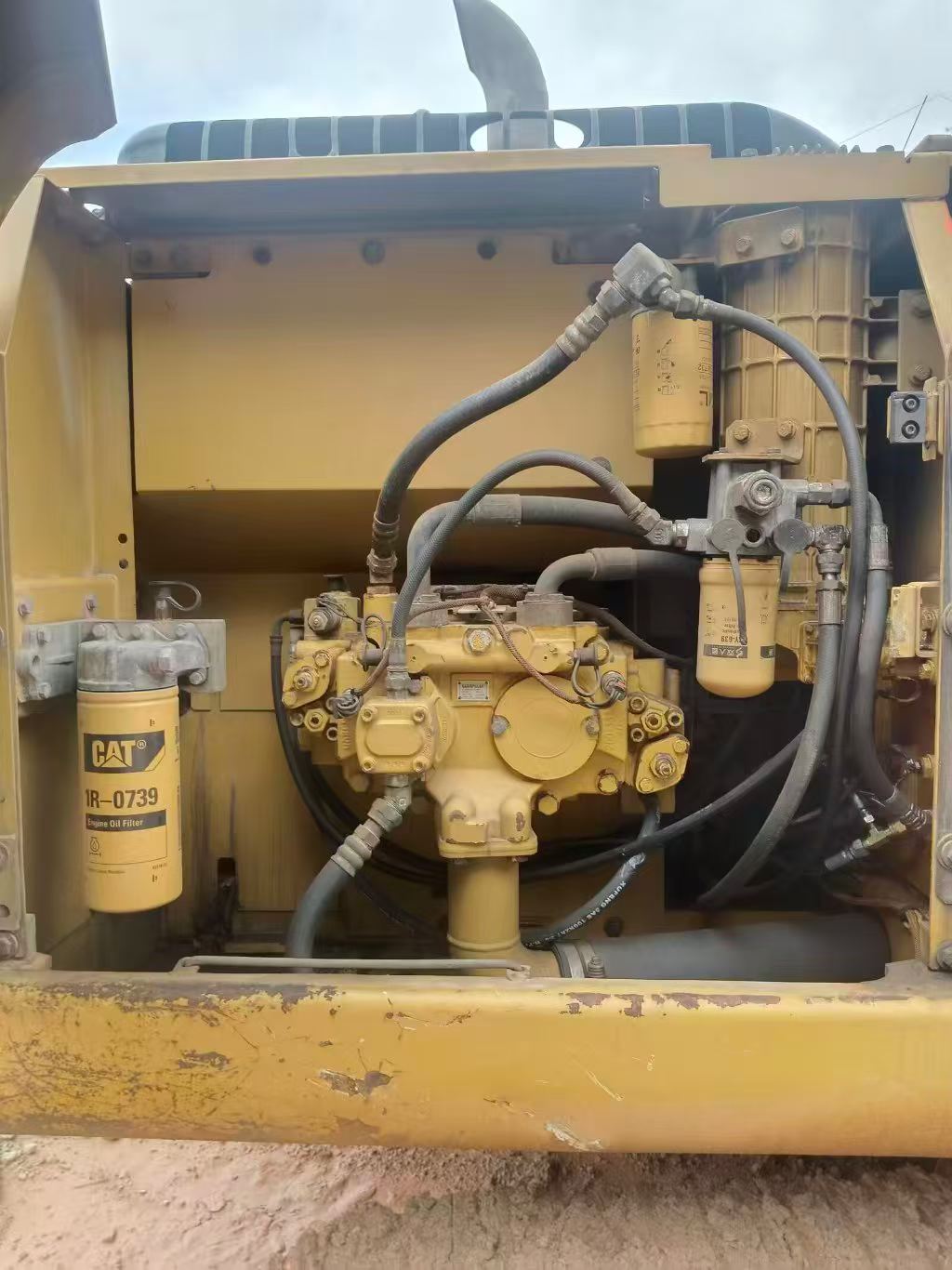 Buy Caterpillar 320D Used Excavator / 6