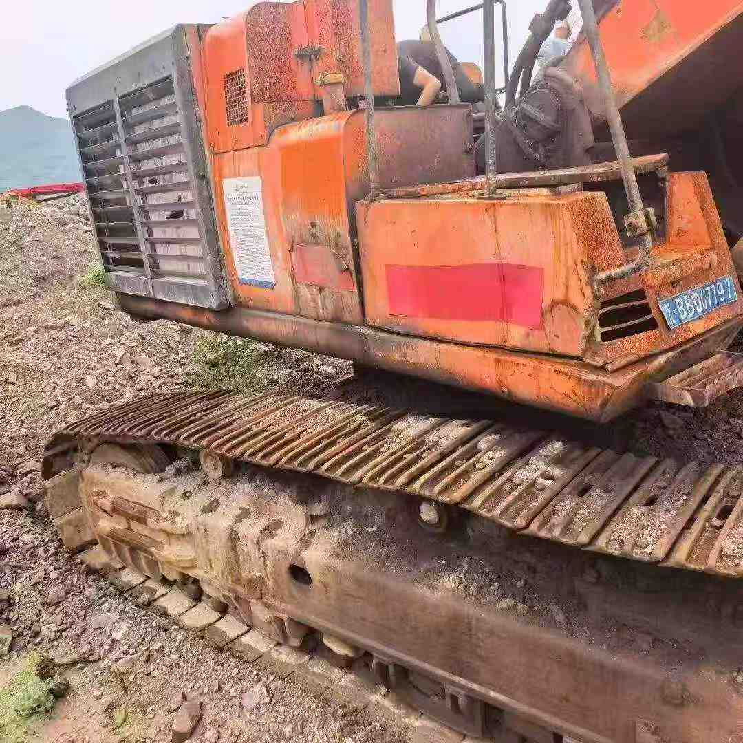 Buy Hitachi ZX650 Used Excavator / 2