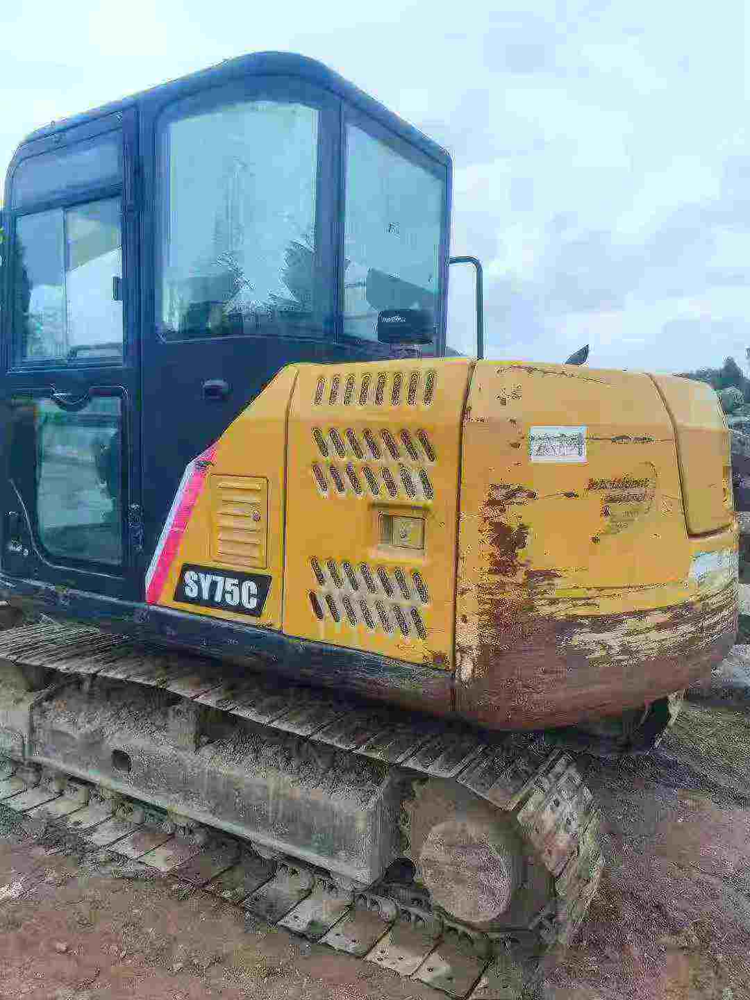 Buy Sany SY75 Used Excavator / 2