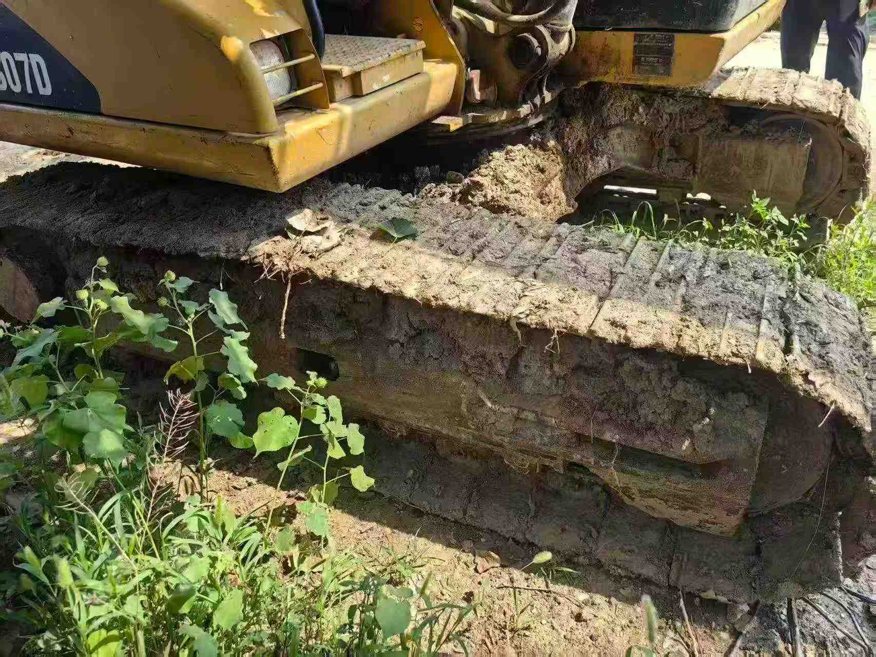 Buy Caterpillar 307B Used Excavator / 8