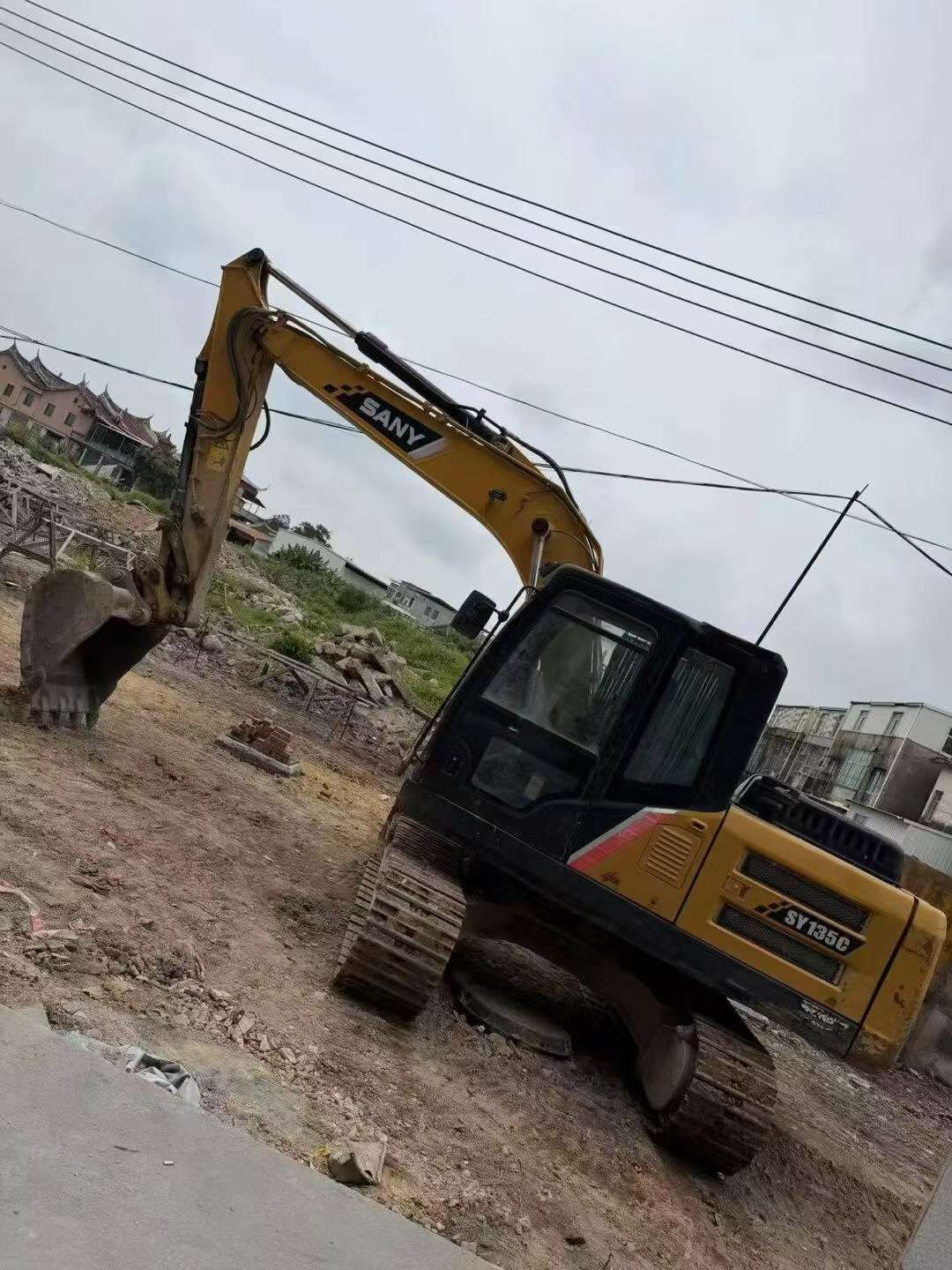 Buy Sany SY135 Used Excavator / 2