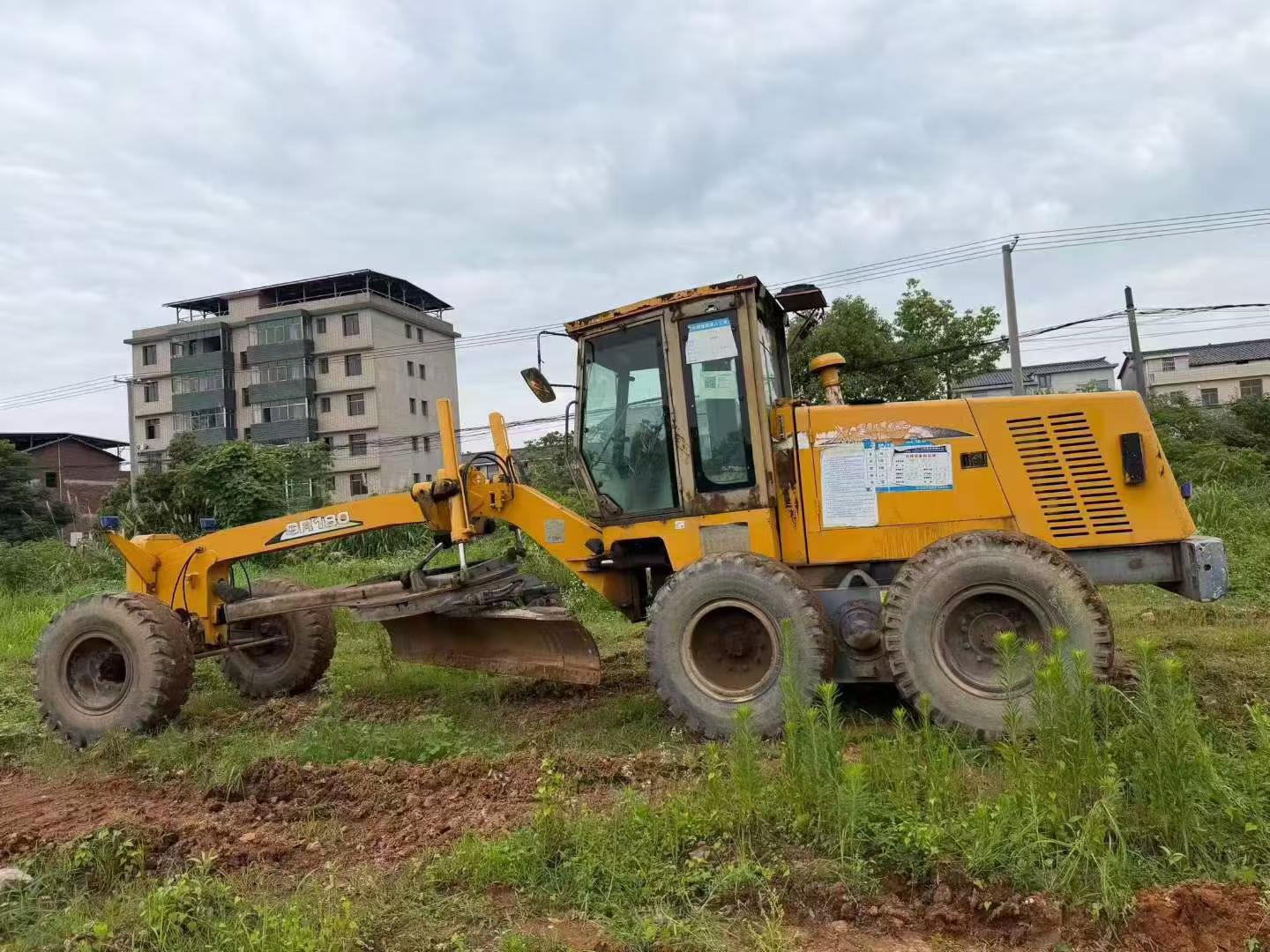 Buy XCMG LW180K Used Excavator / 4
