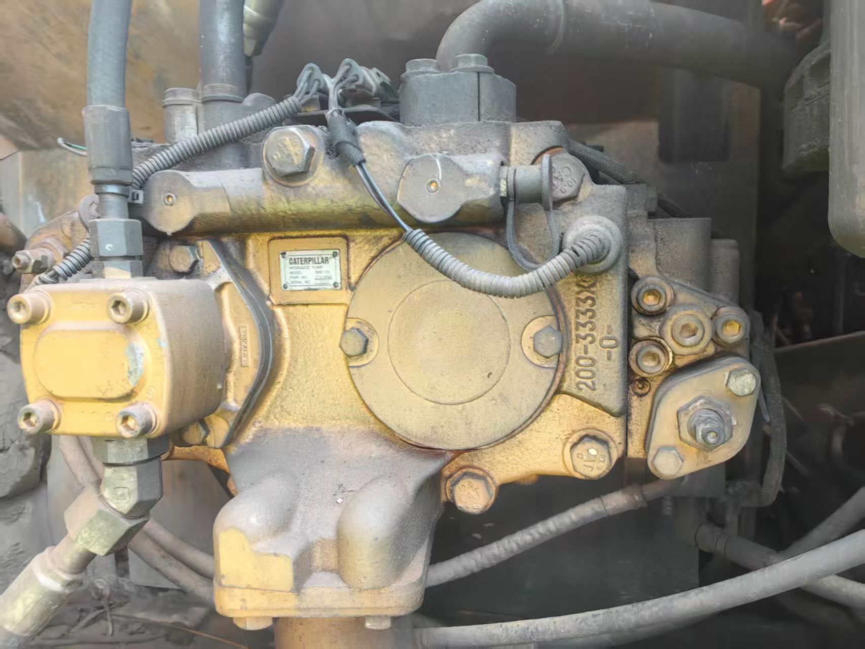 Buy Caterpillar 320D Used Excavator / 3