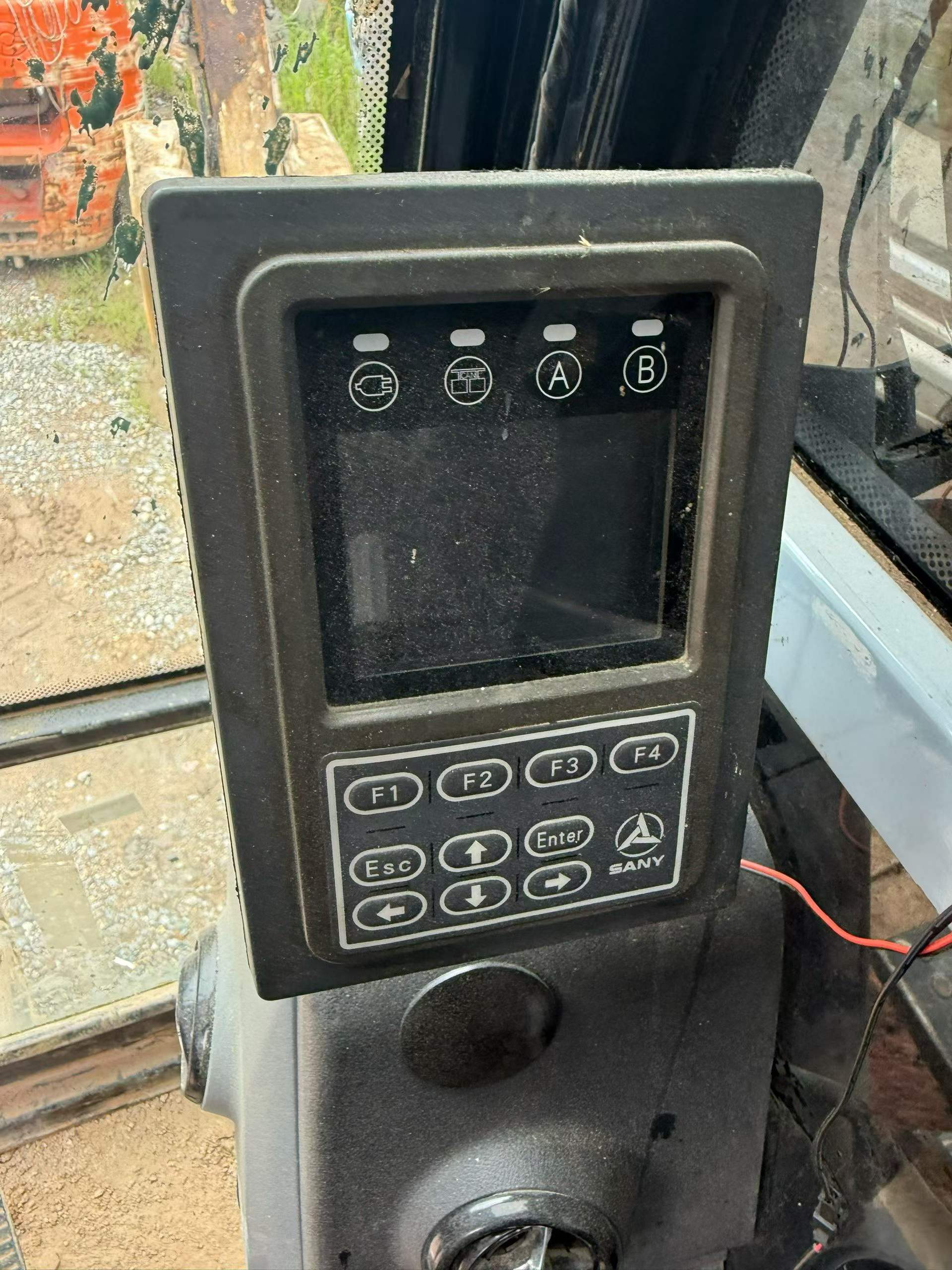 Buy Sany SY75 Used Excavator / 8