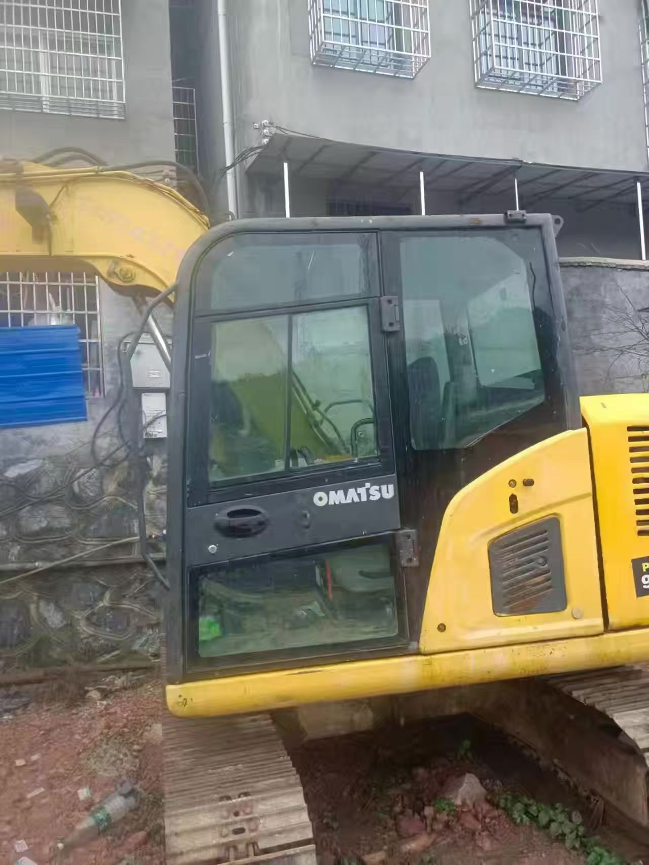 Buy Komatsu PC60-8 Used Excavator / 5