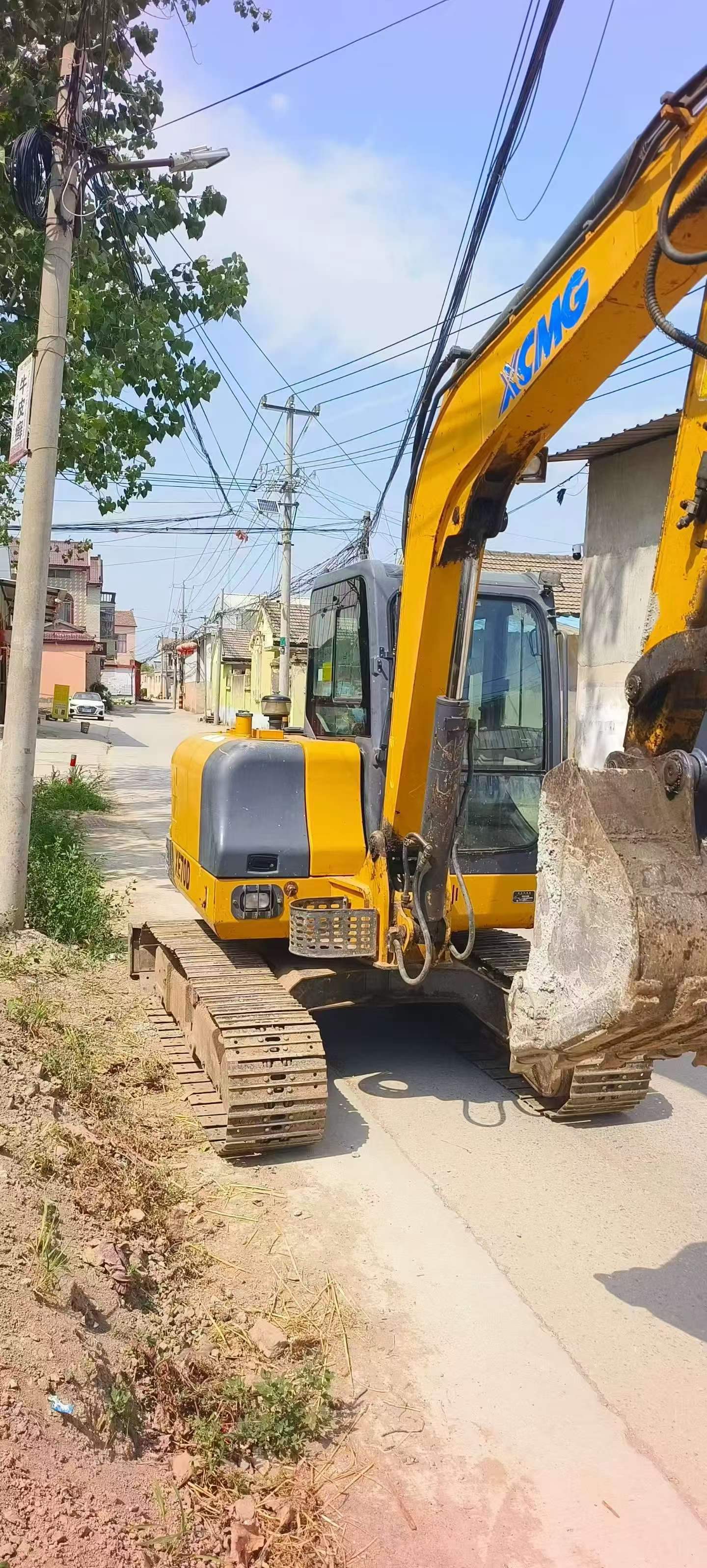 Buy XCMG XE60 Used Excavator / 5