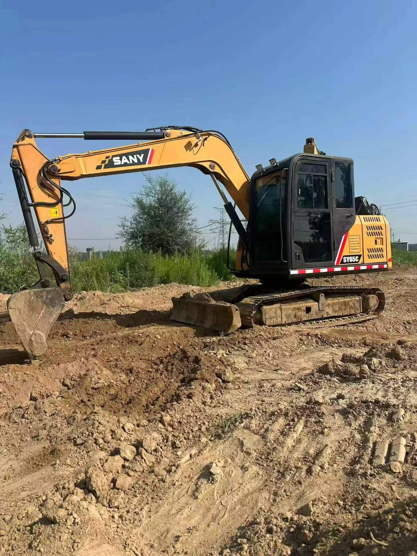 Buy Sany SY65C Used Excavator / 7