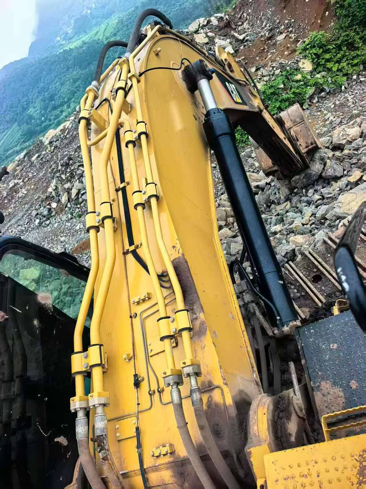 Buy Caterpillar 349E Used Excavator / 5
