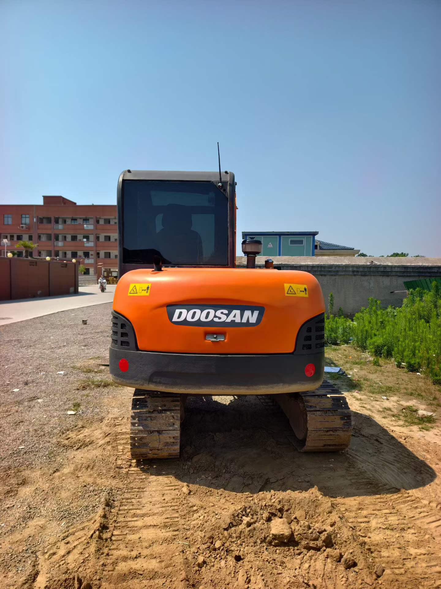 Buy Doosan DH60-7 Used Excavator / 9