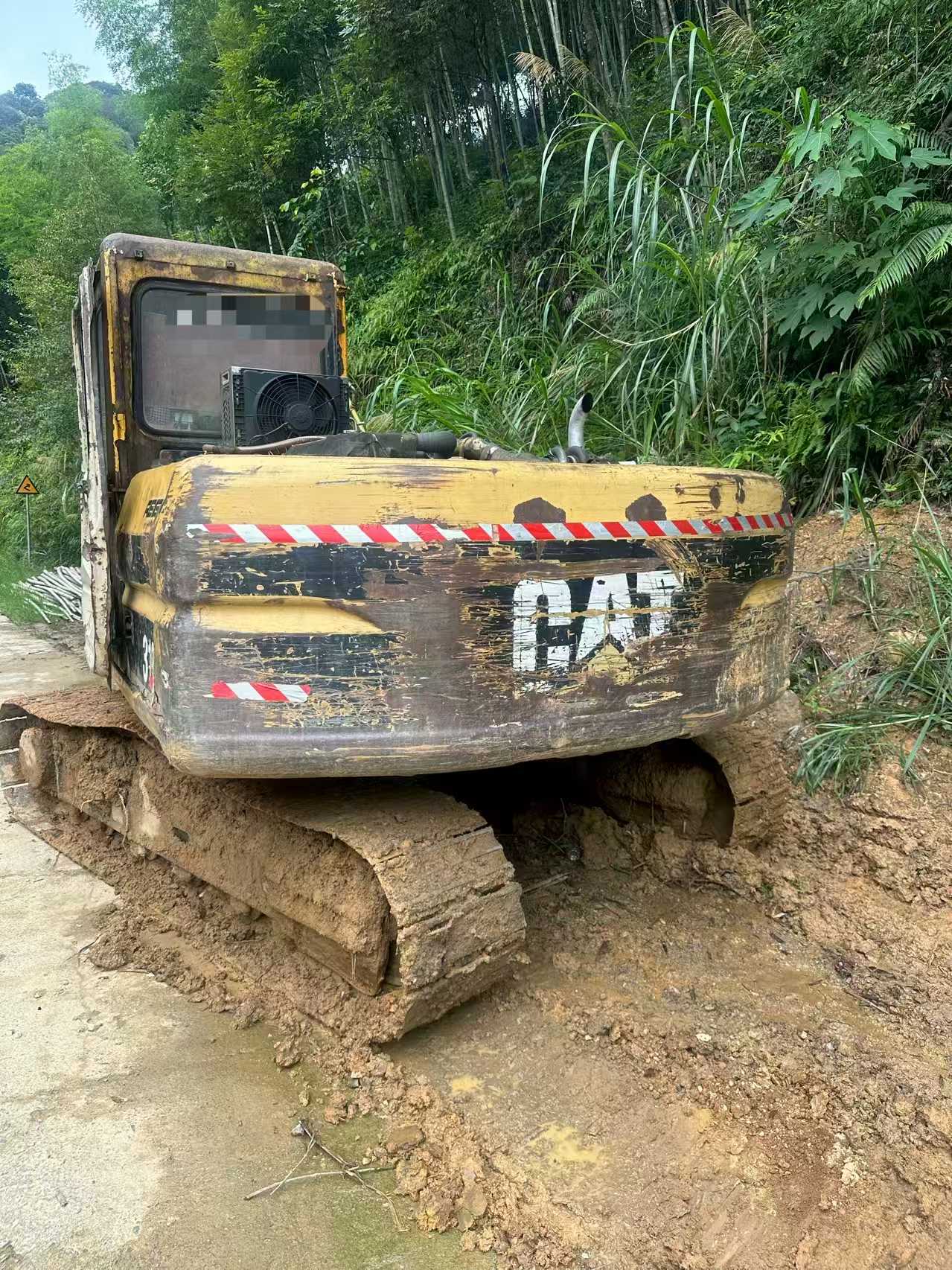 Buy Caterpillar 312 Used Excavator / 2