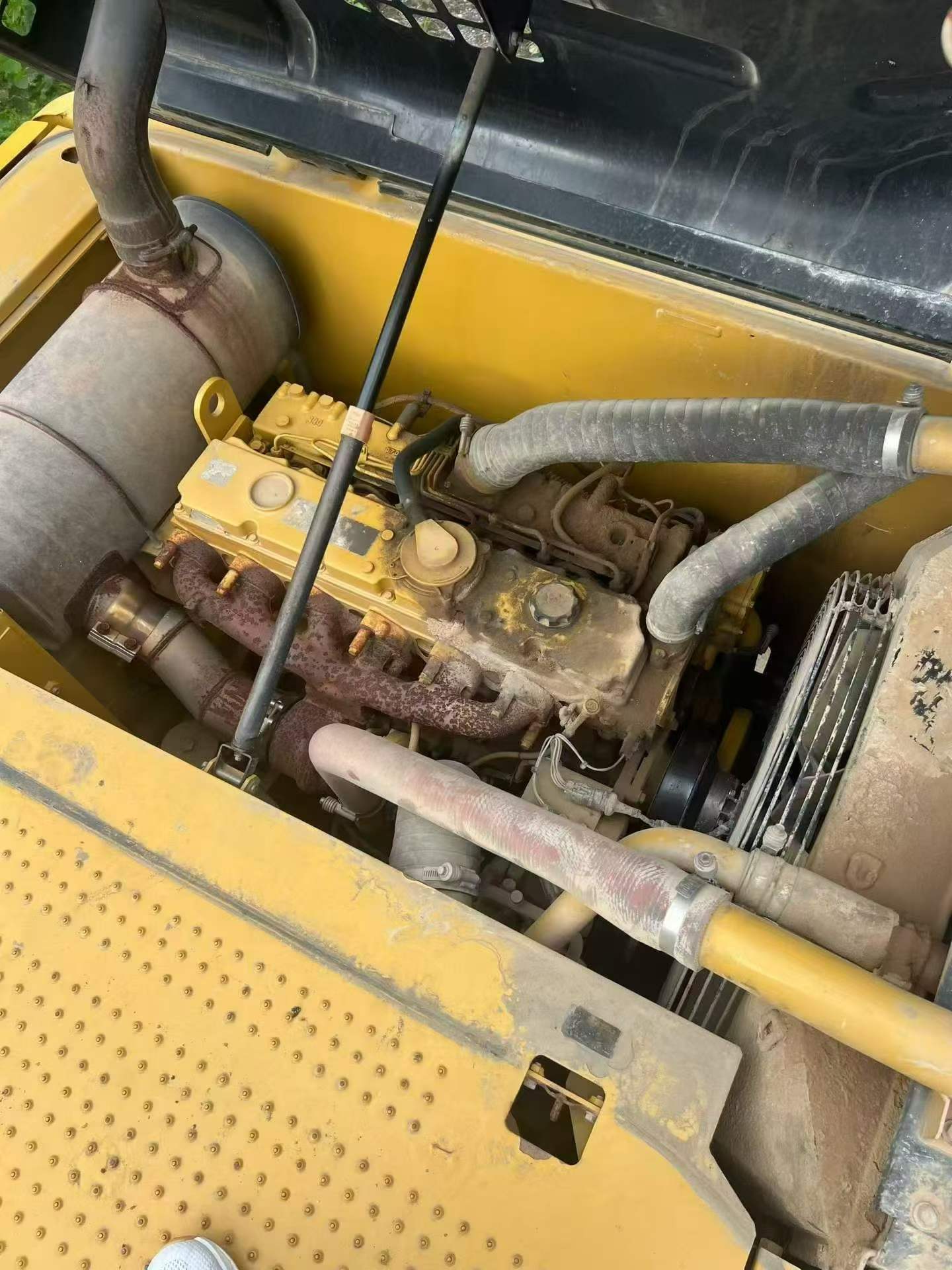 Buy Caterpillar 320D Used Excavator / 3