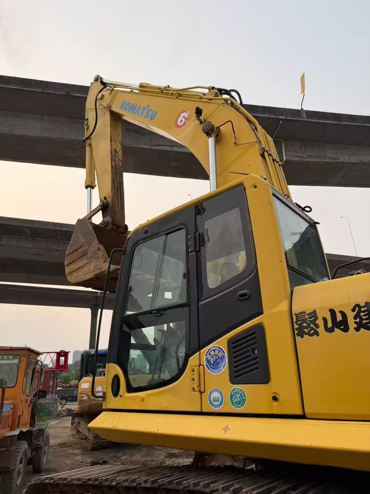 Buy Komatsu PC350-8 Used Excavator / 6