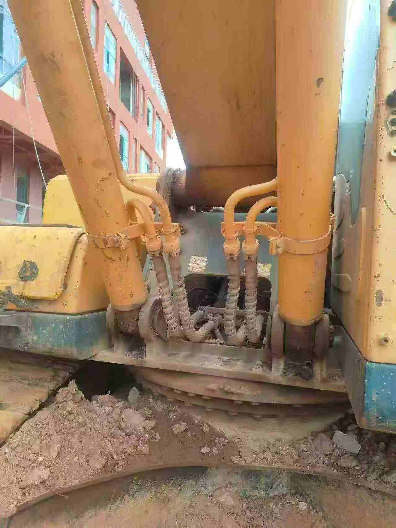 Buy Hyundai R305LC-7 Used Excavator / 8