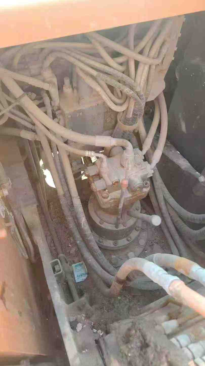 Buy Hitachi EX130 Used Excavator / 9