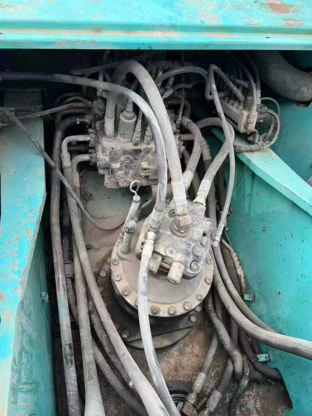 Buy Kobelco SK250 Used Excavator / 8