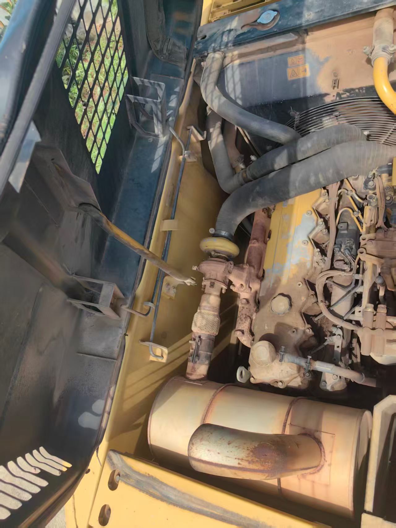 Buy Caterpillar 320D Used Excavator / 5