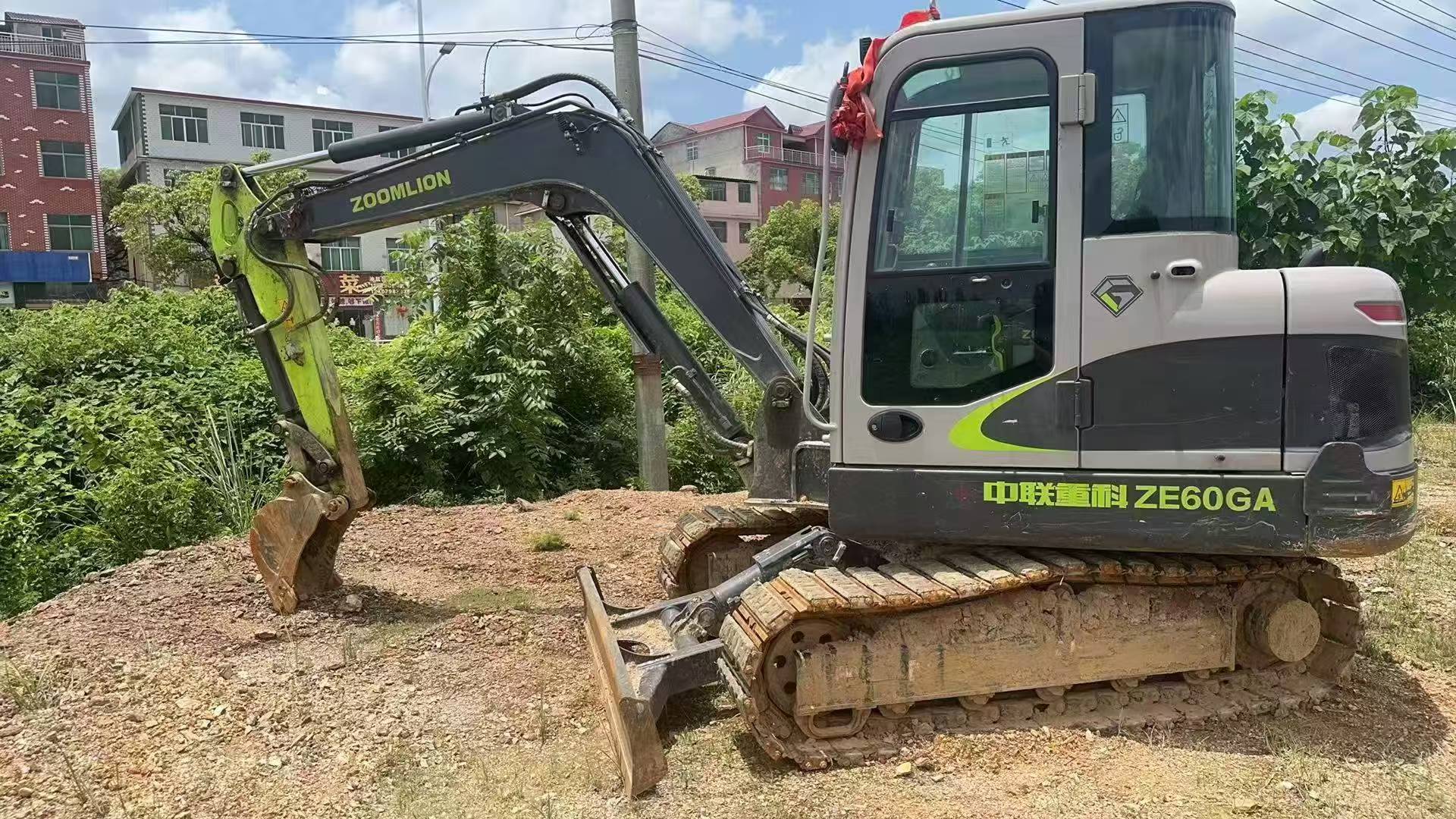 Buy Caterpillar 320D Used Excavator / 5